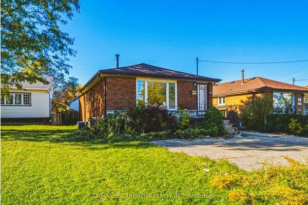 928 Upper Gage Avenue