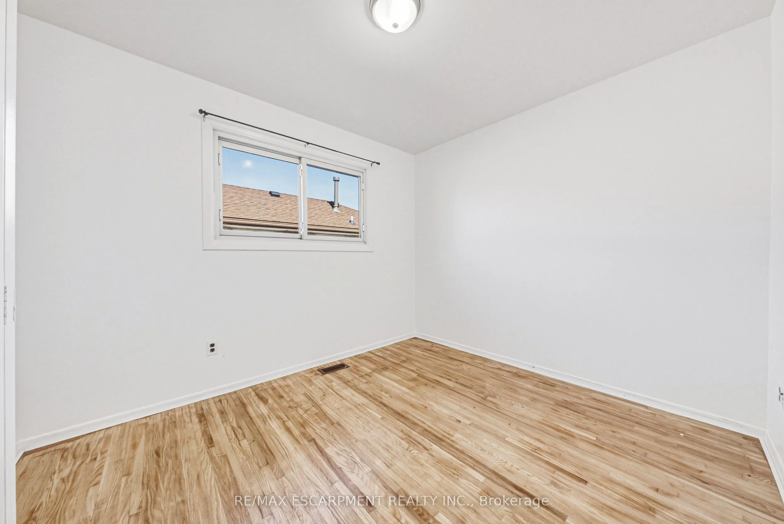 928 Upper Gage Avenue