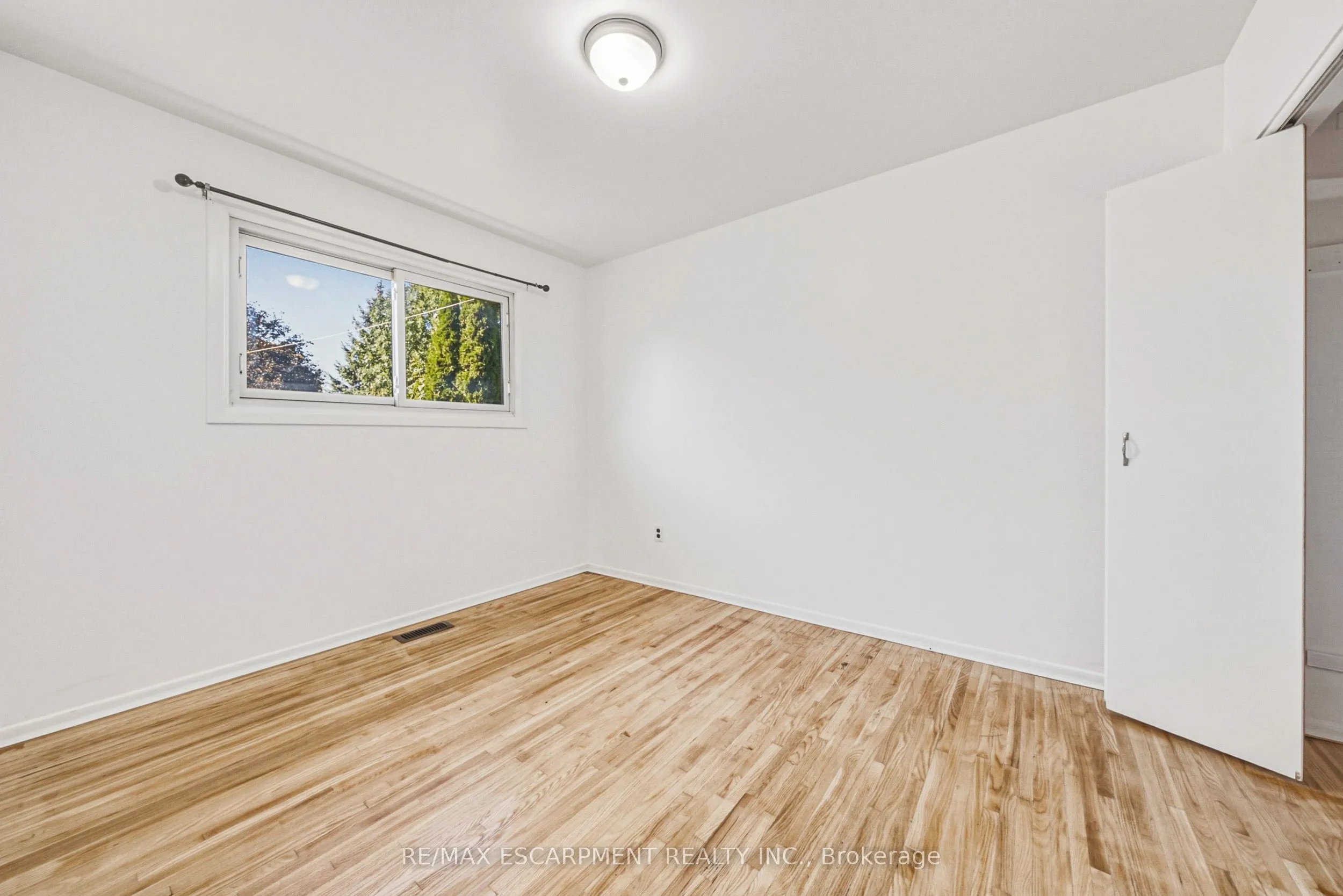 928 Upper Gage Avenue