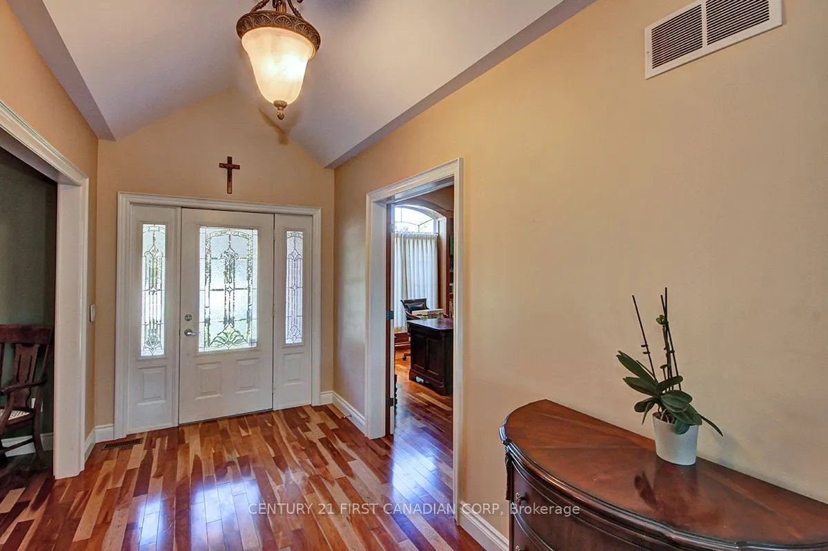 581 Plane Tree Drive