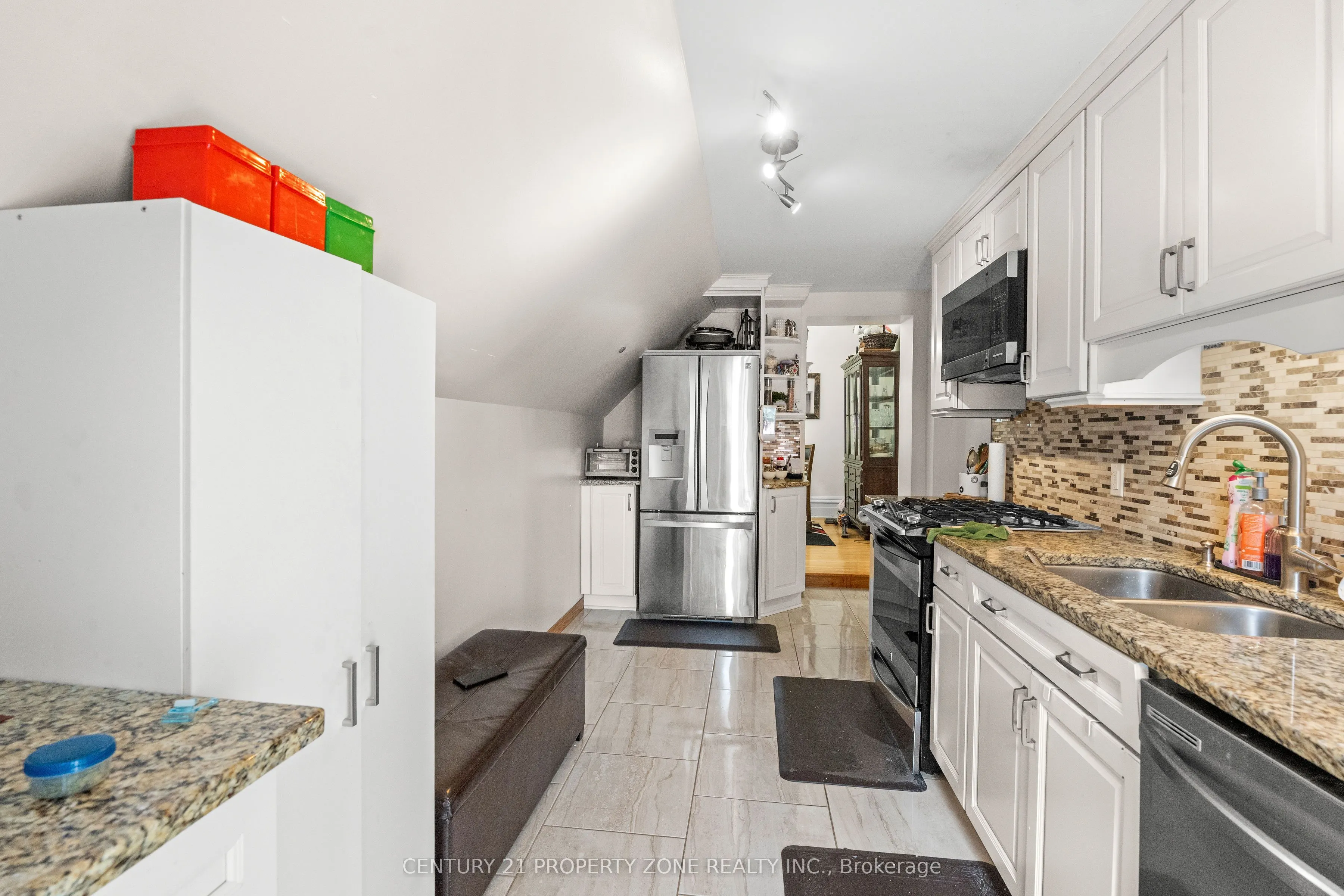 436 Second Street E