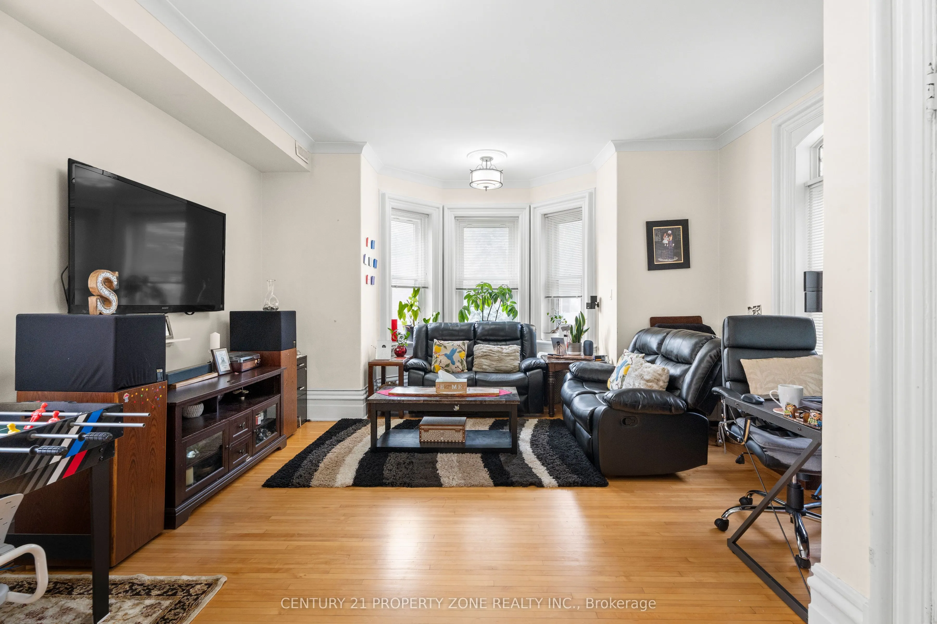 436 Second Street E