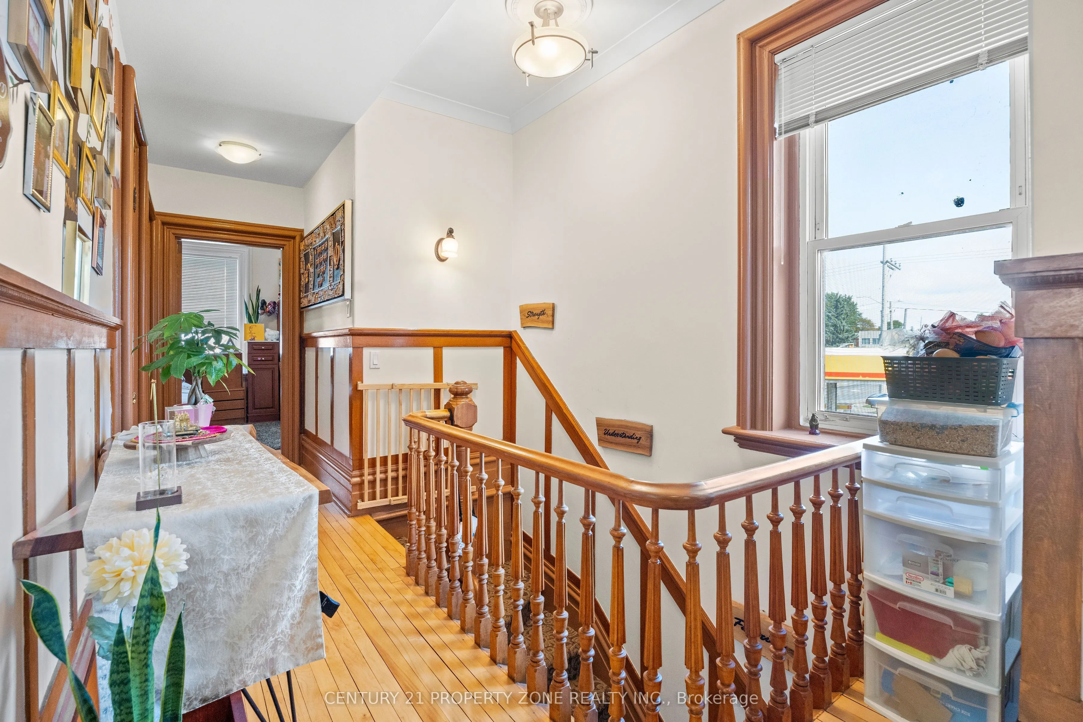 436 Second Street E