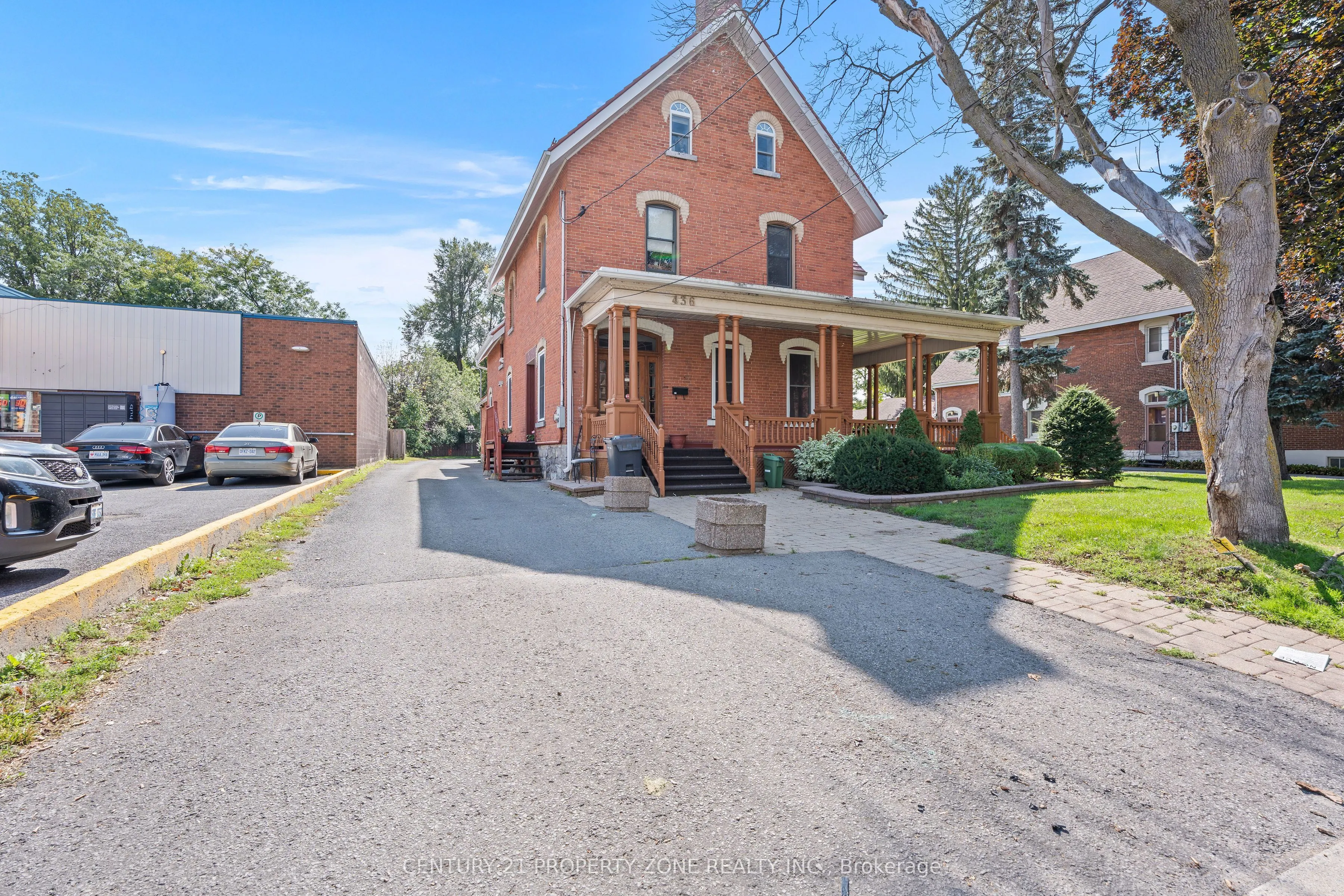 436 Second Street E