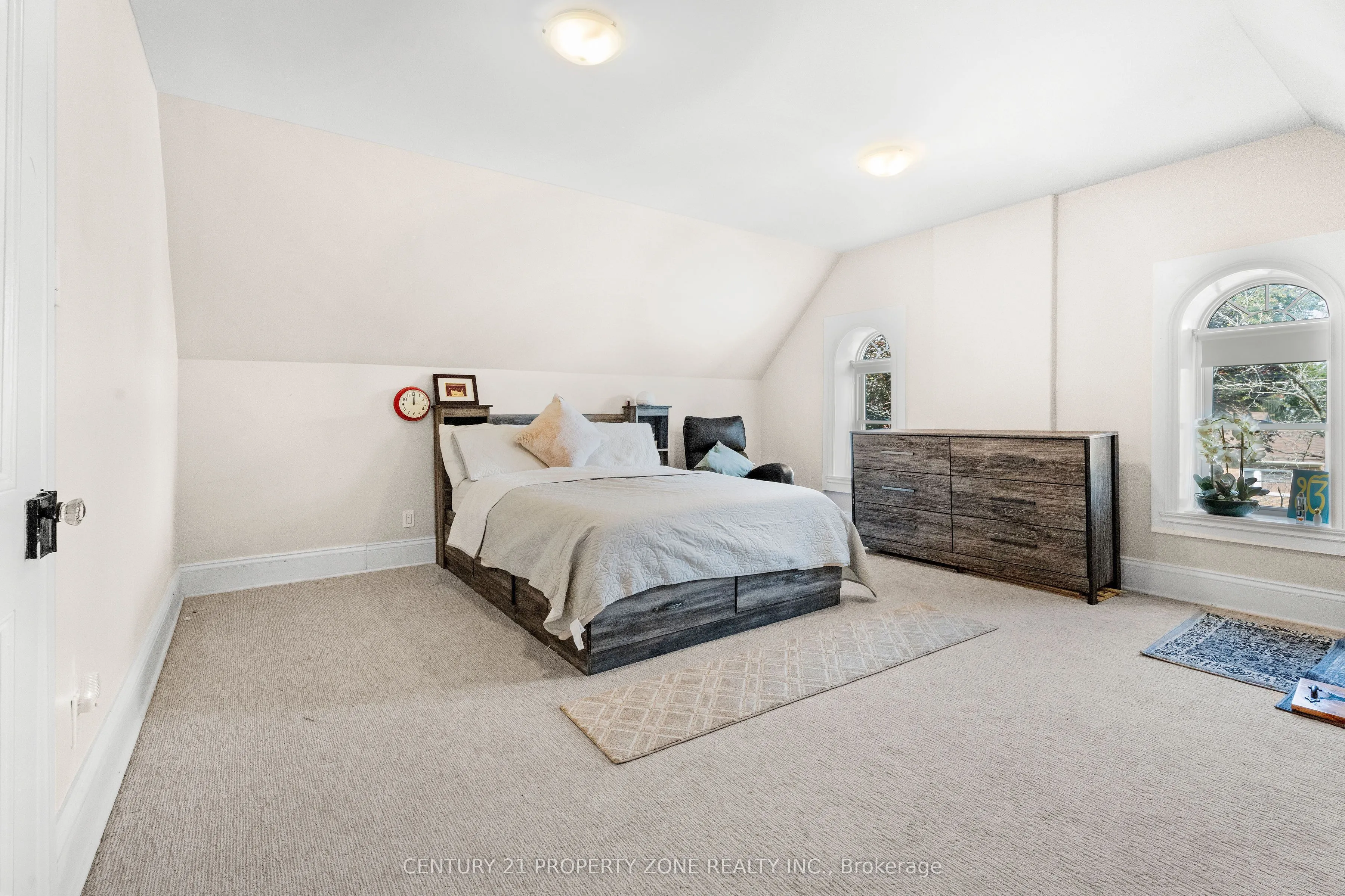 436 Second Street E