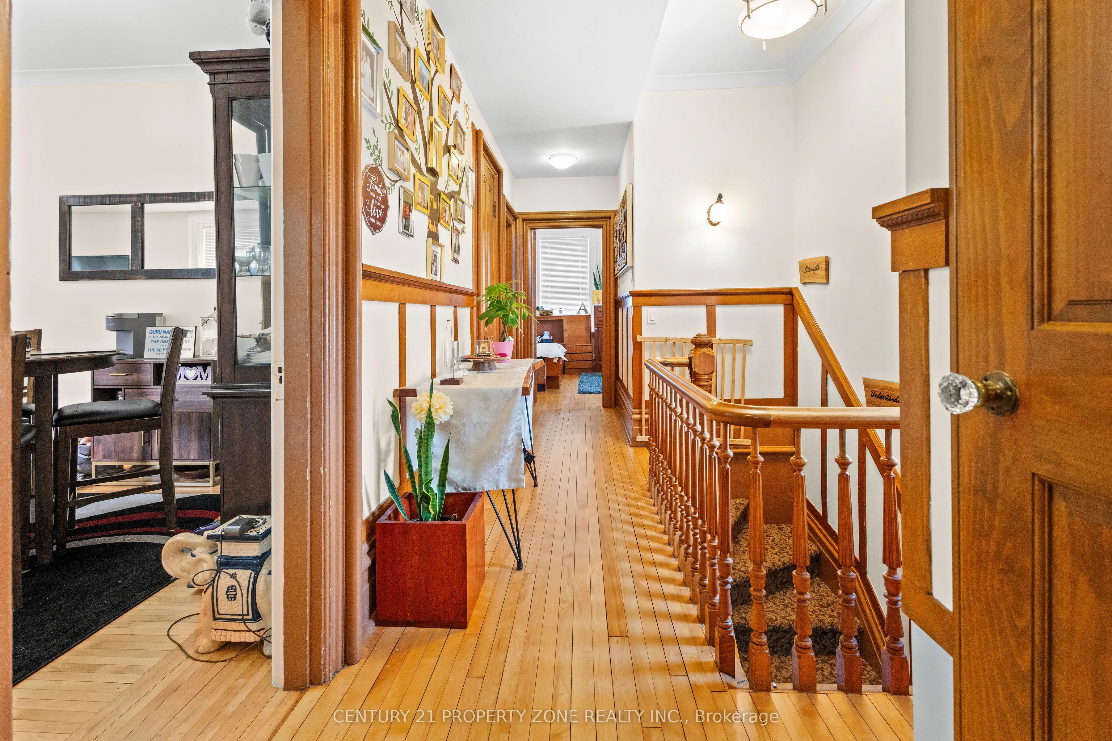 436 Second Street E