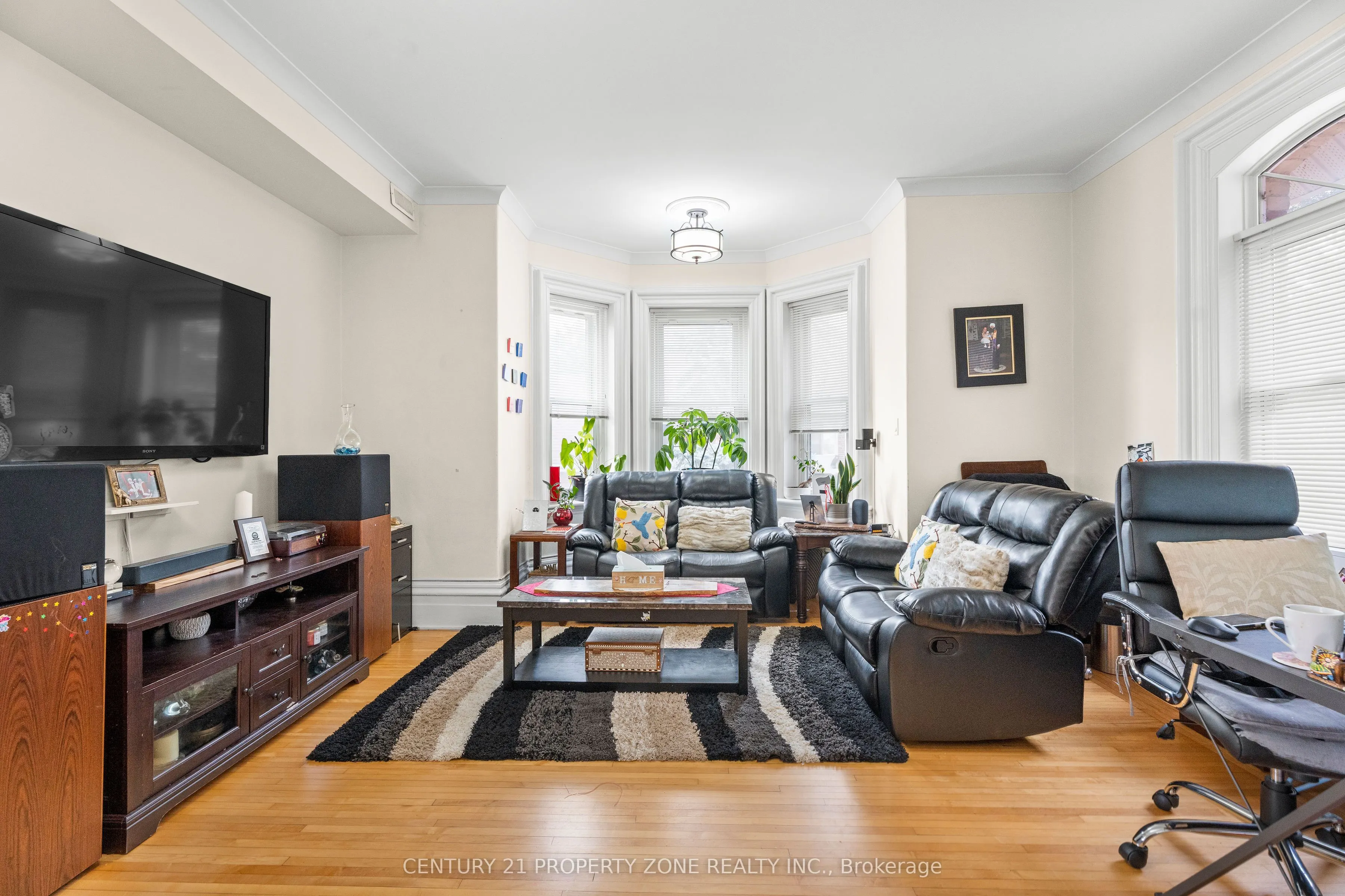 436 Second Street E