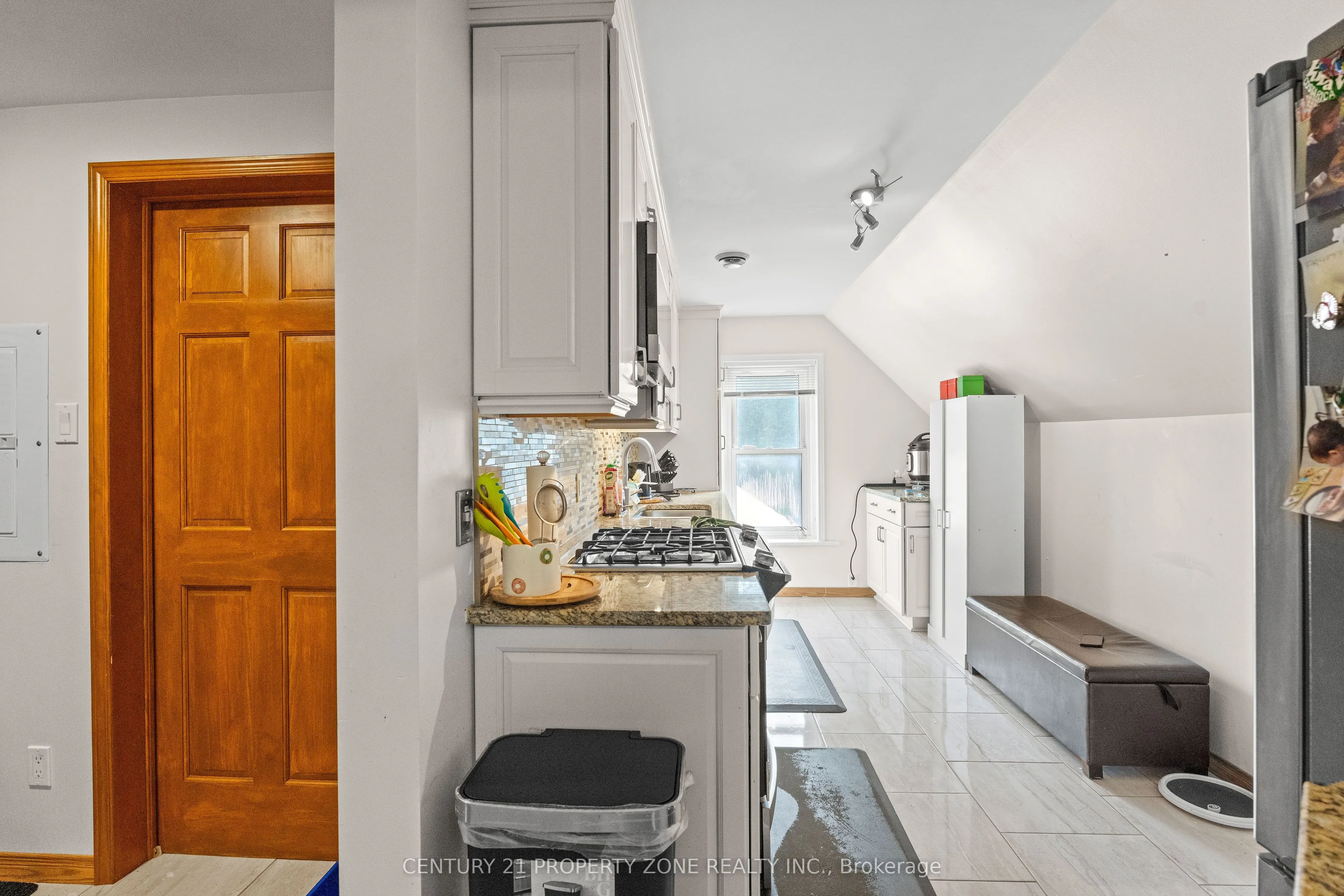 436 Second Street E