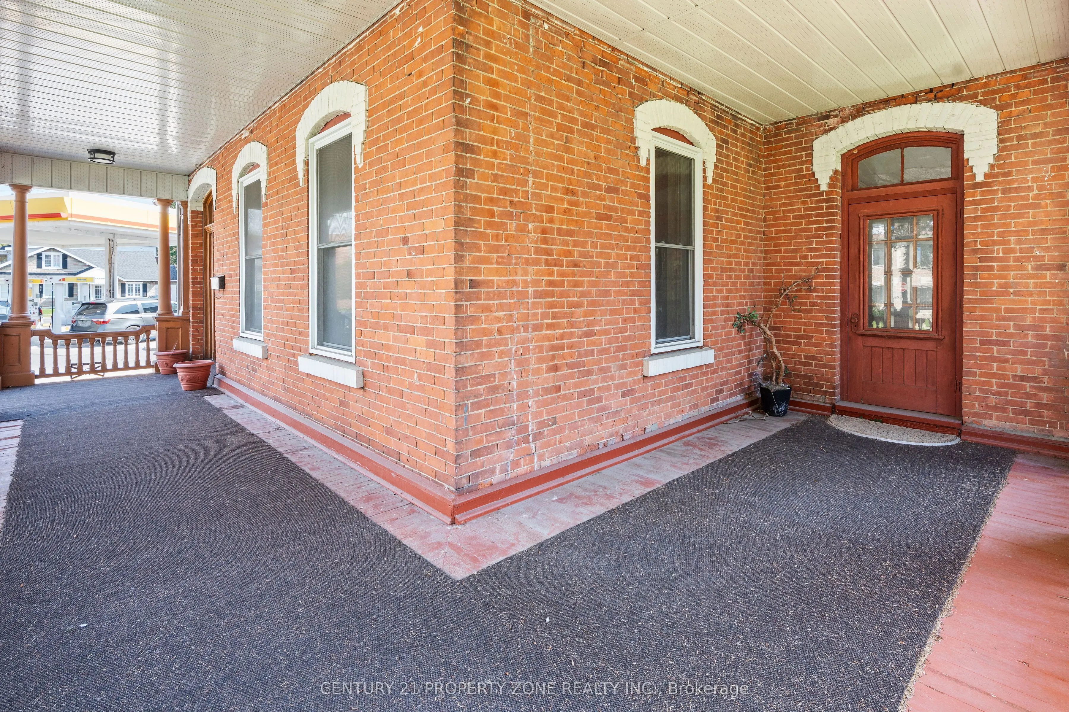 436 Second Street E