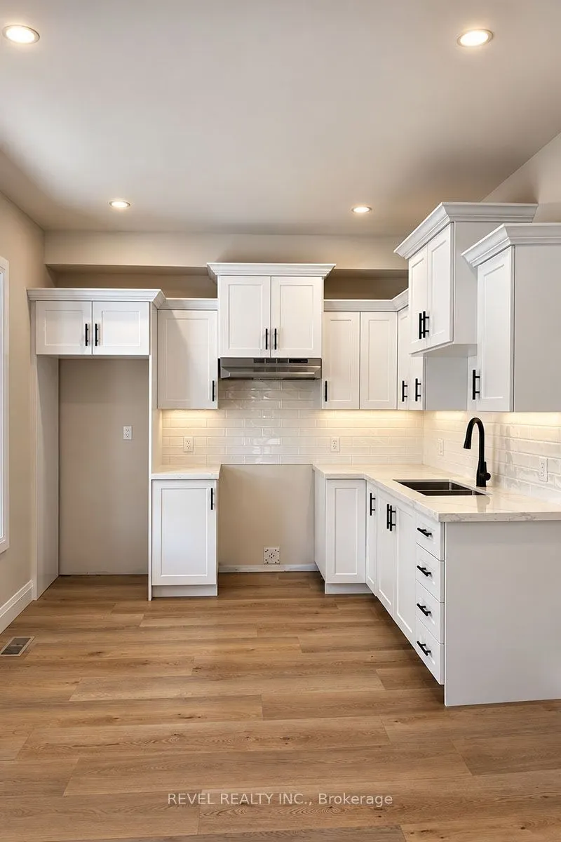 160 Catharine Avenue #1