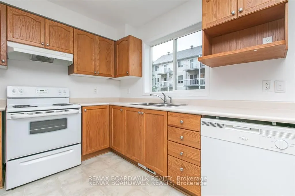 250 Gershwin Private #37