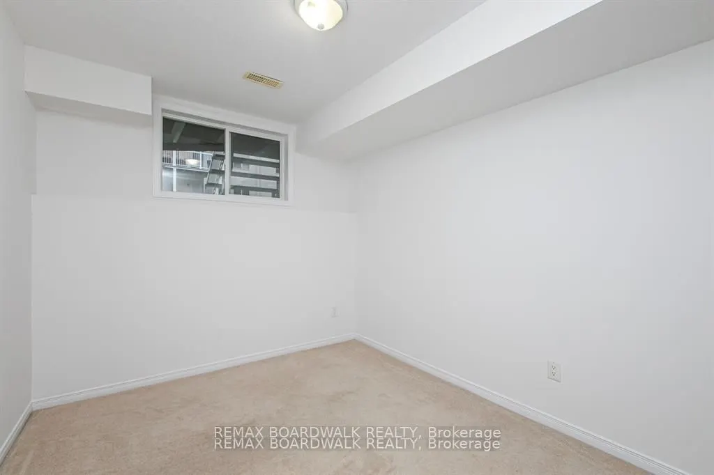 250 Gershwin Private #37