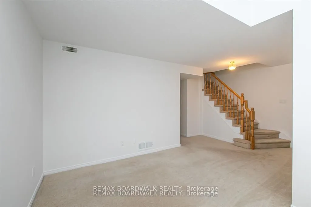 250 Gershwin Private #37