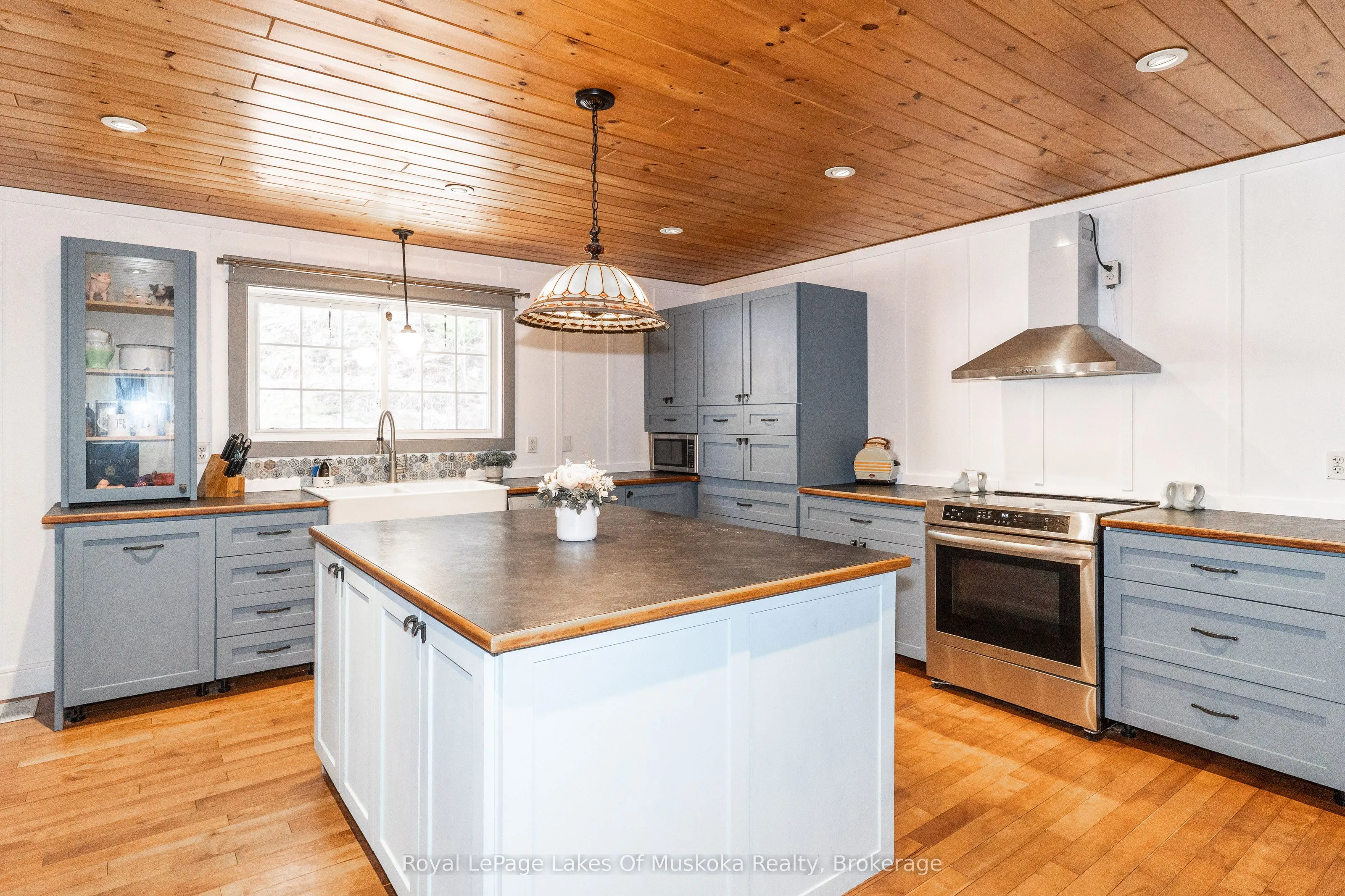1185 Miriam Drive