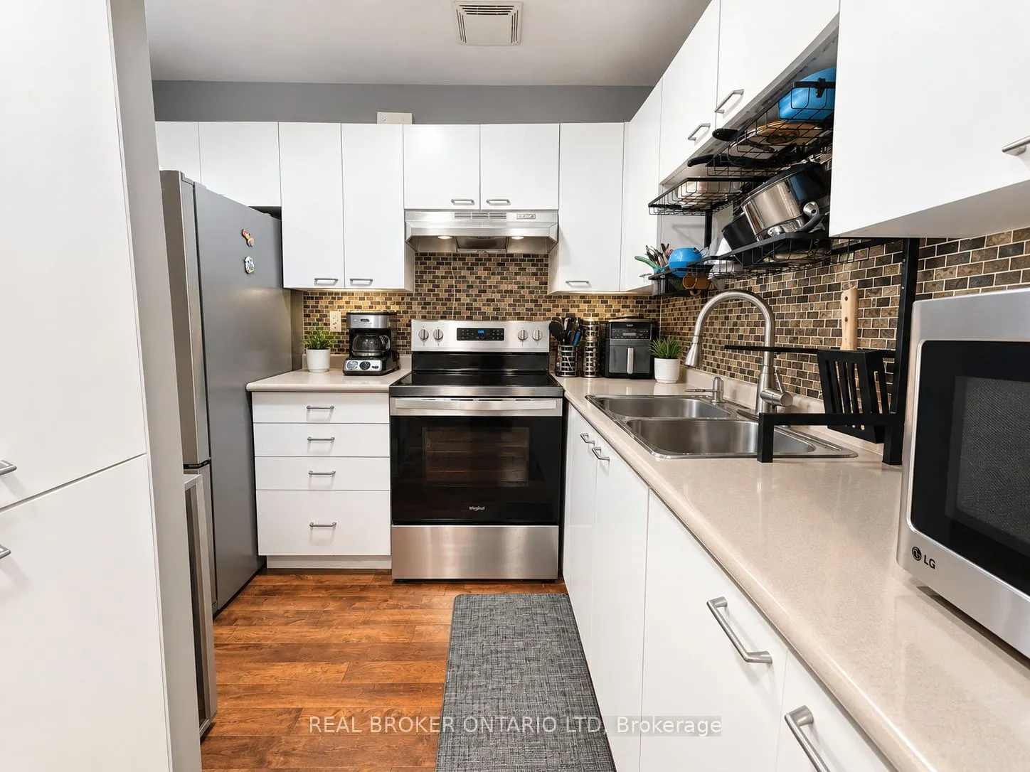 875 SOUTHDALE Road E #43