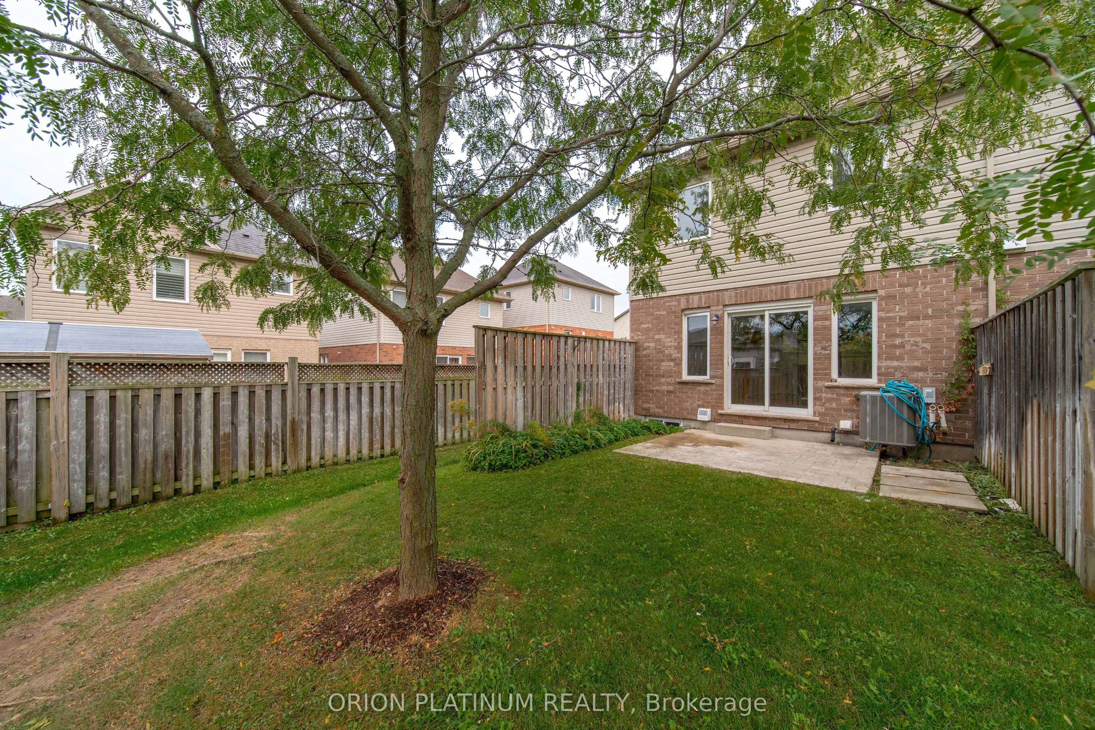 15 Kingsbury Square #29