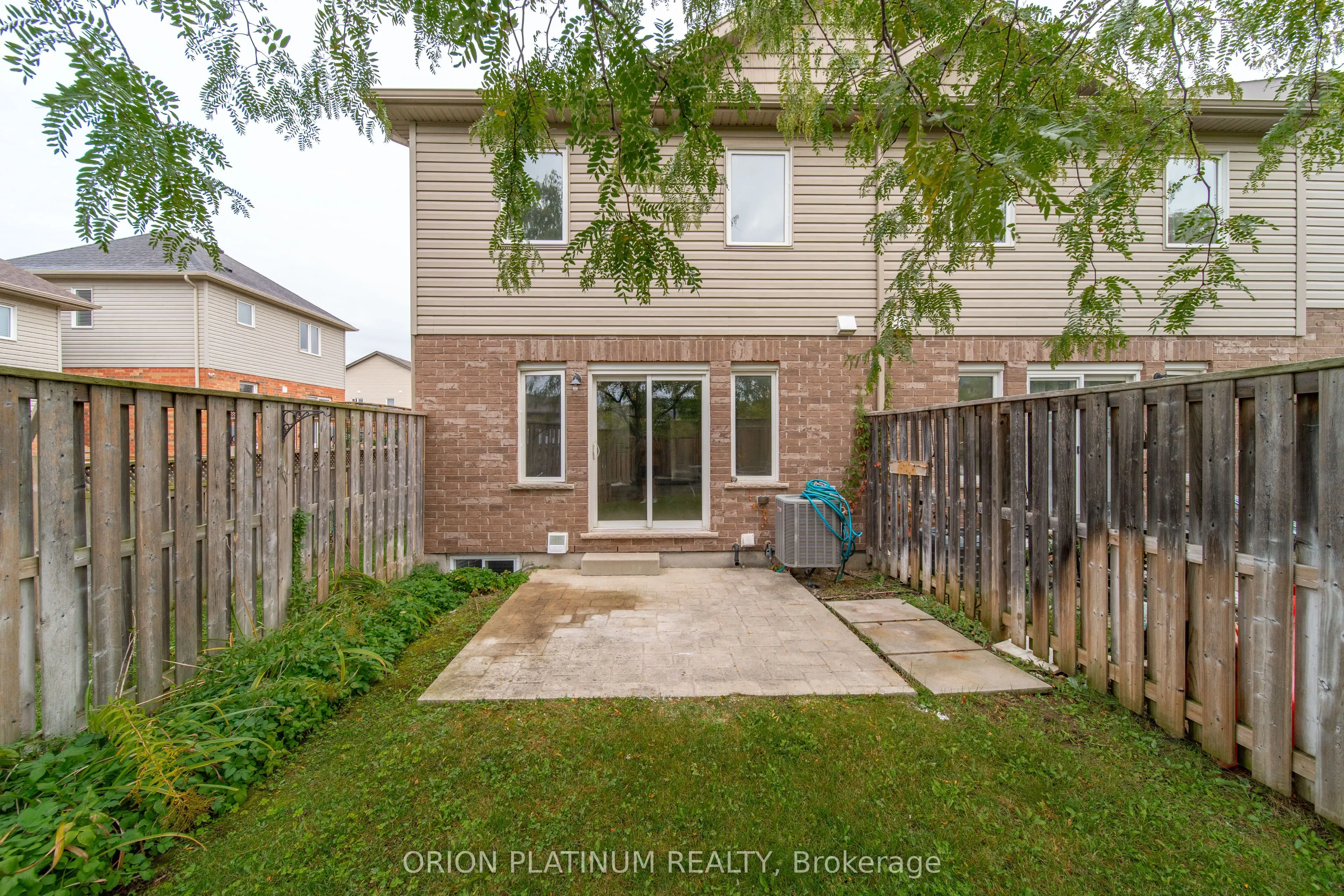 15 Kingsbury Square #29