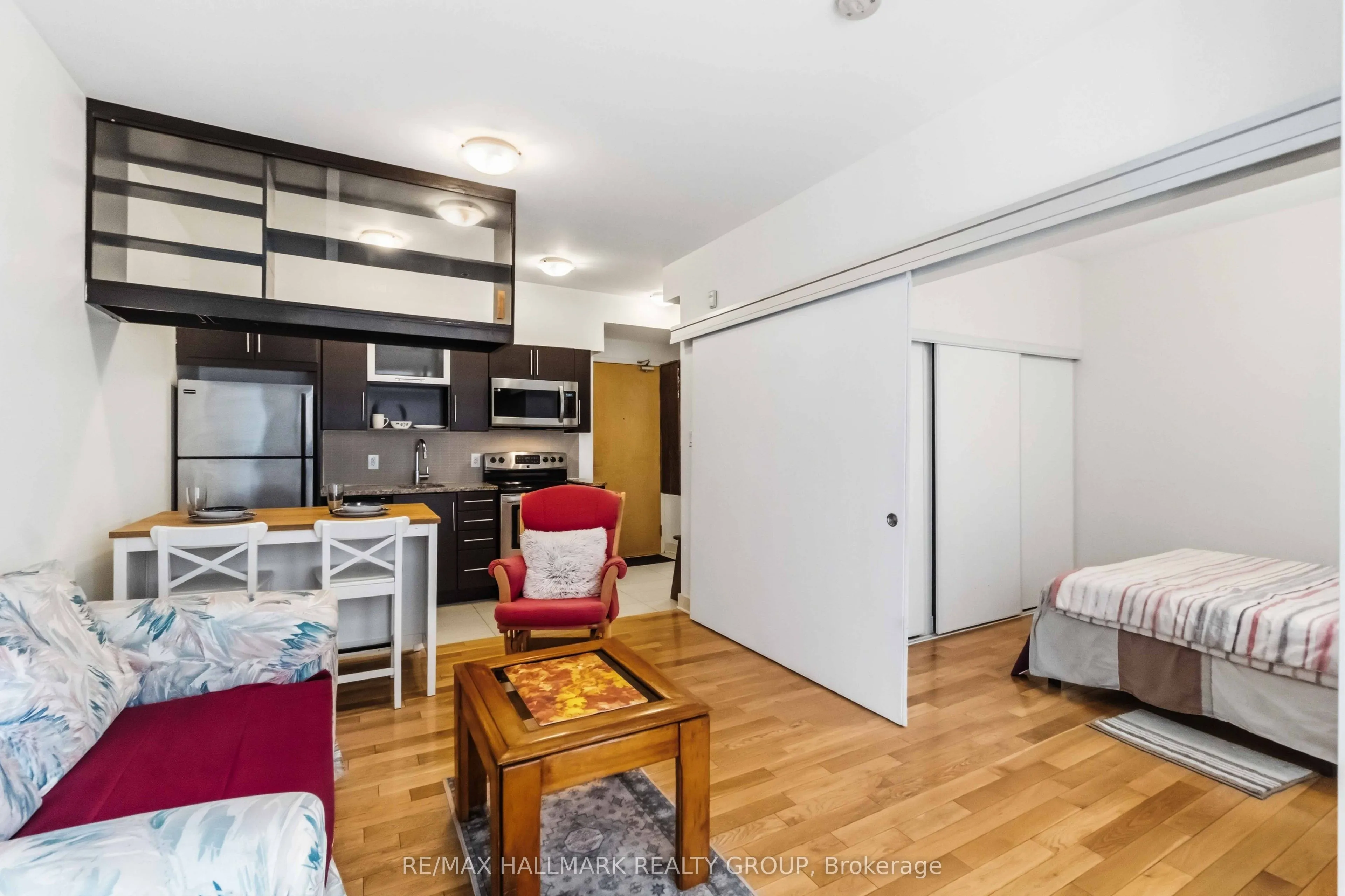 360 Cumberland Street #405