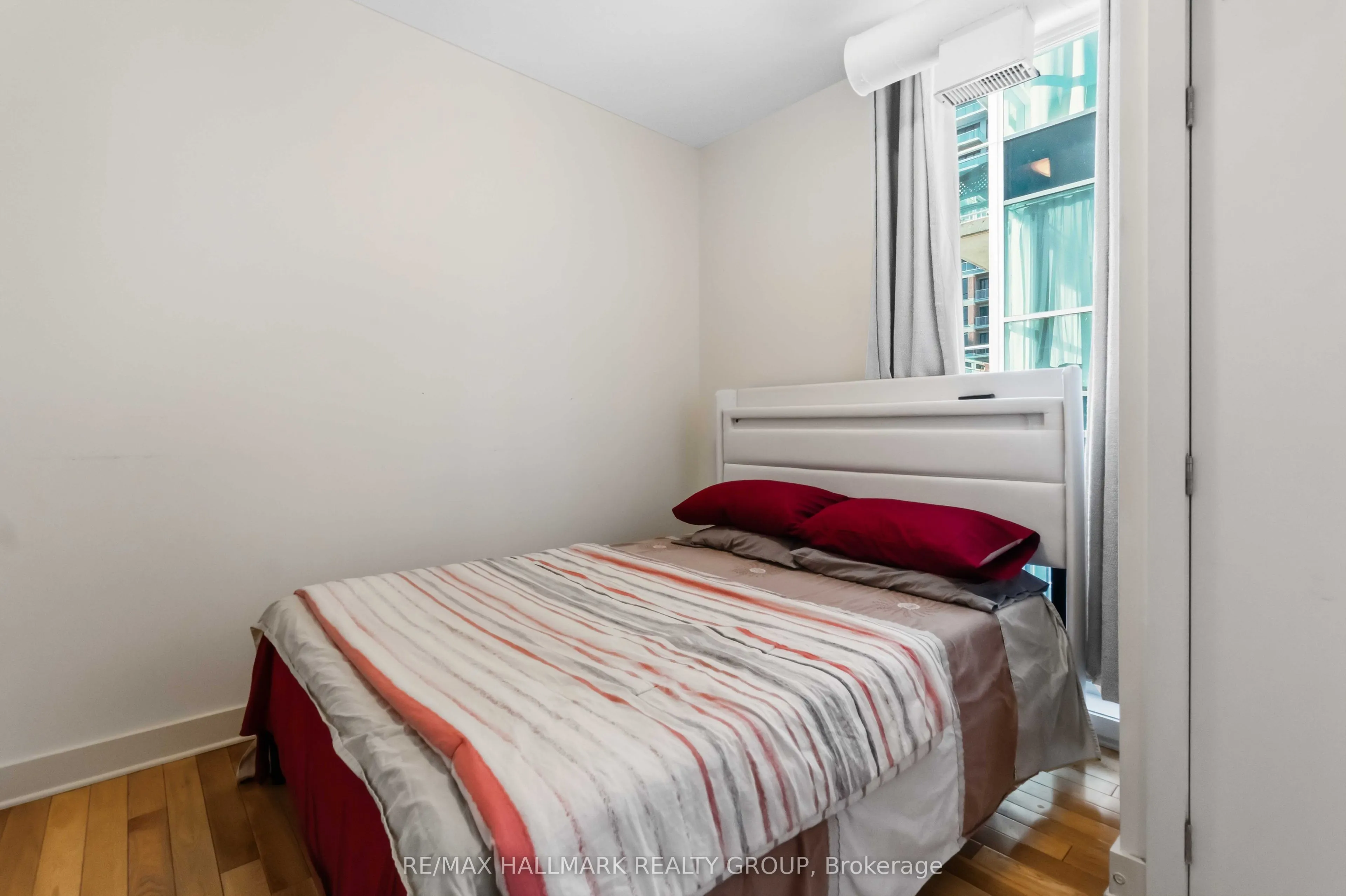 360 Cumberland Street #405