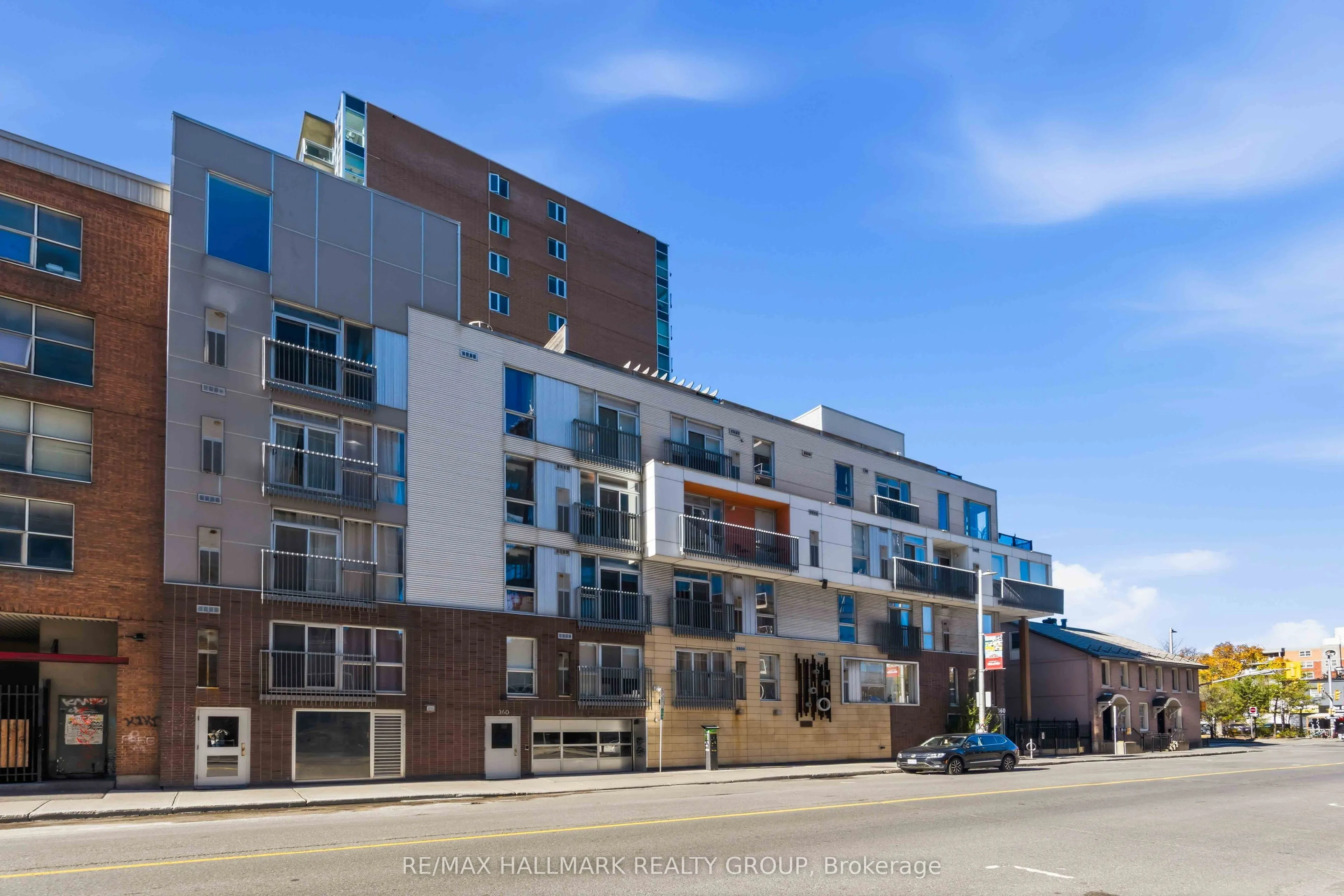 360 Cumberland Street #405