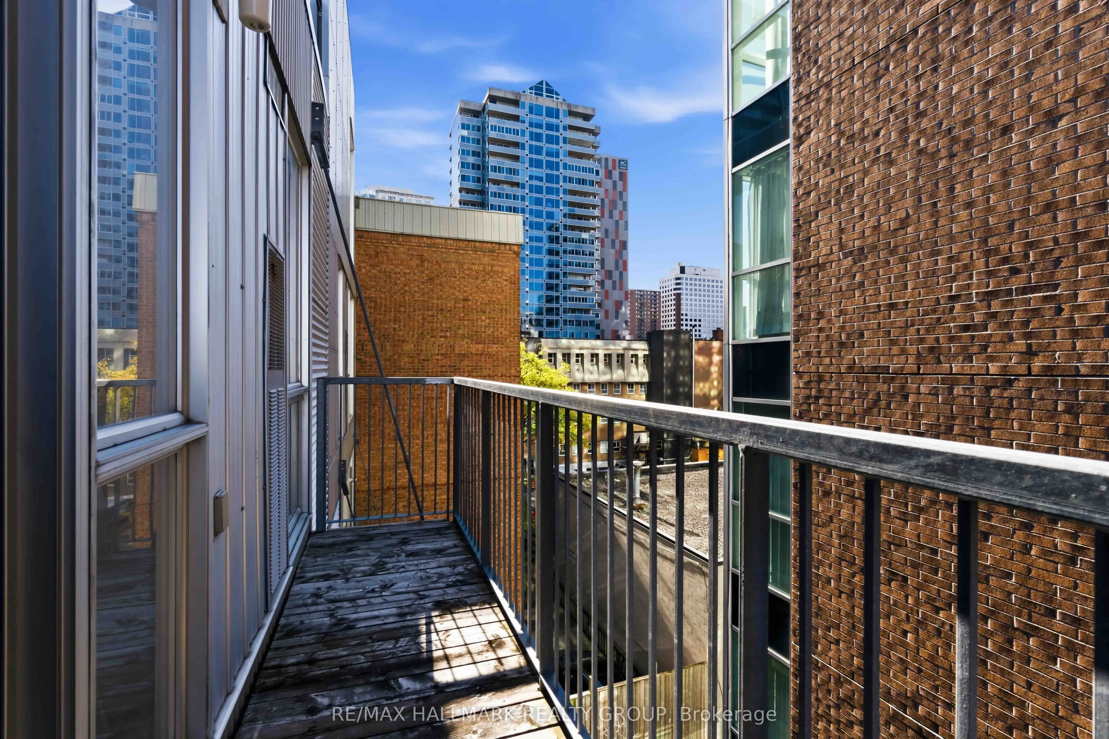 360 Cumberland Street #405