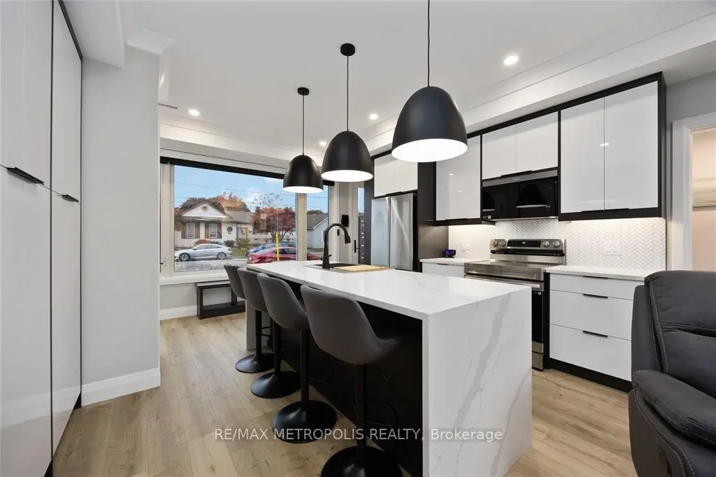 109 St Clair Street
