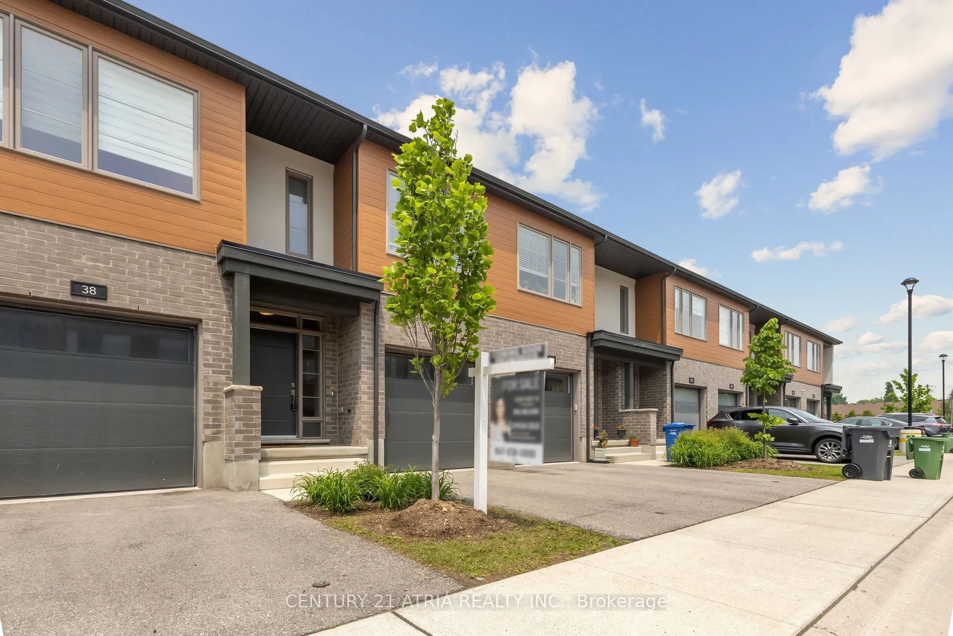 36 Steele Crescent #29