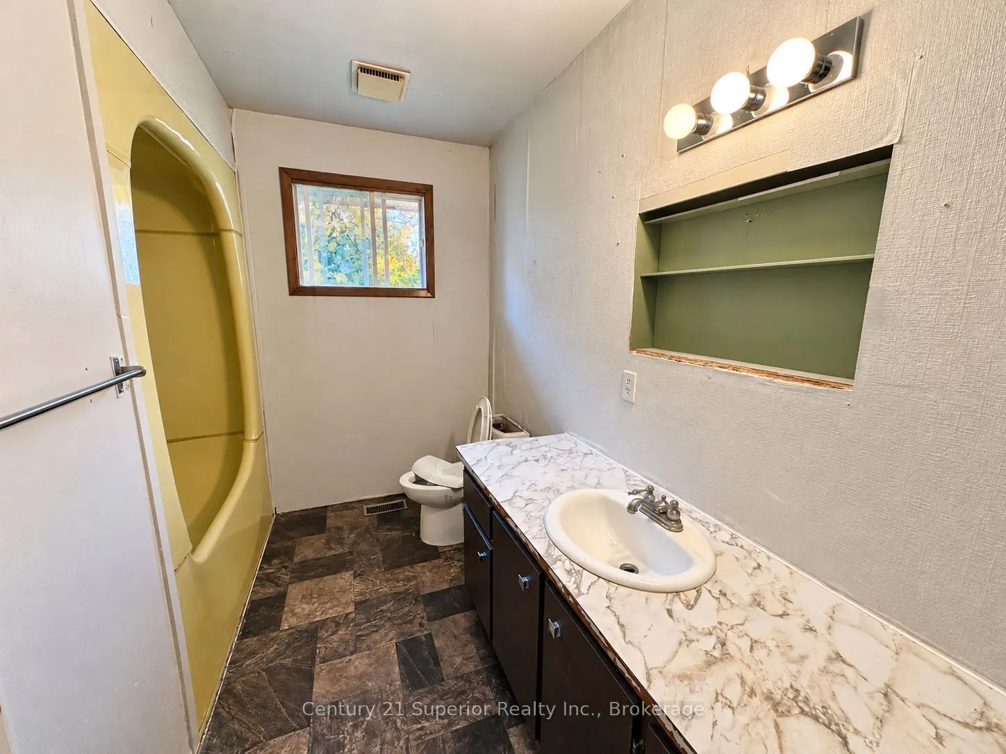 162 Greenmantle Drive