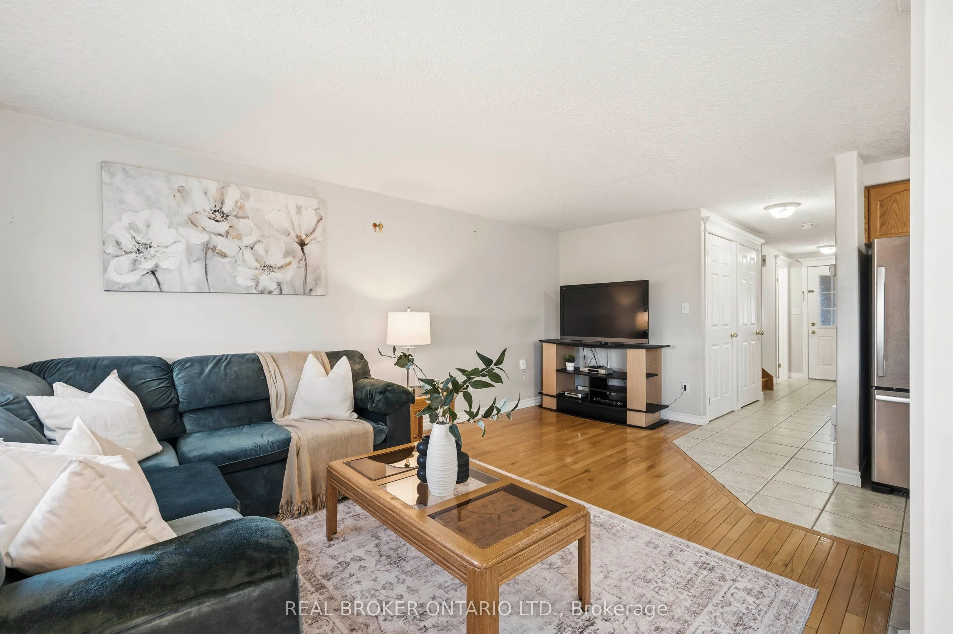 26 Castlebury Drive