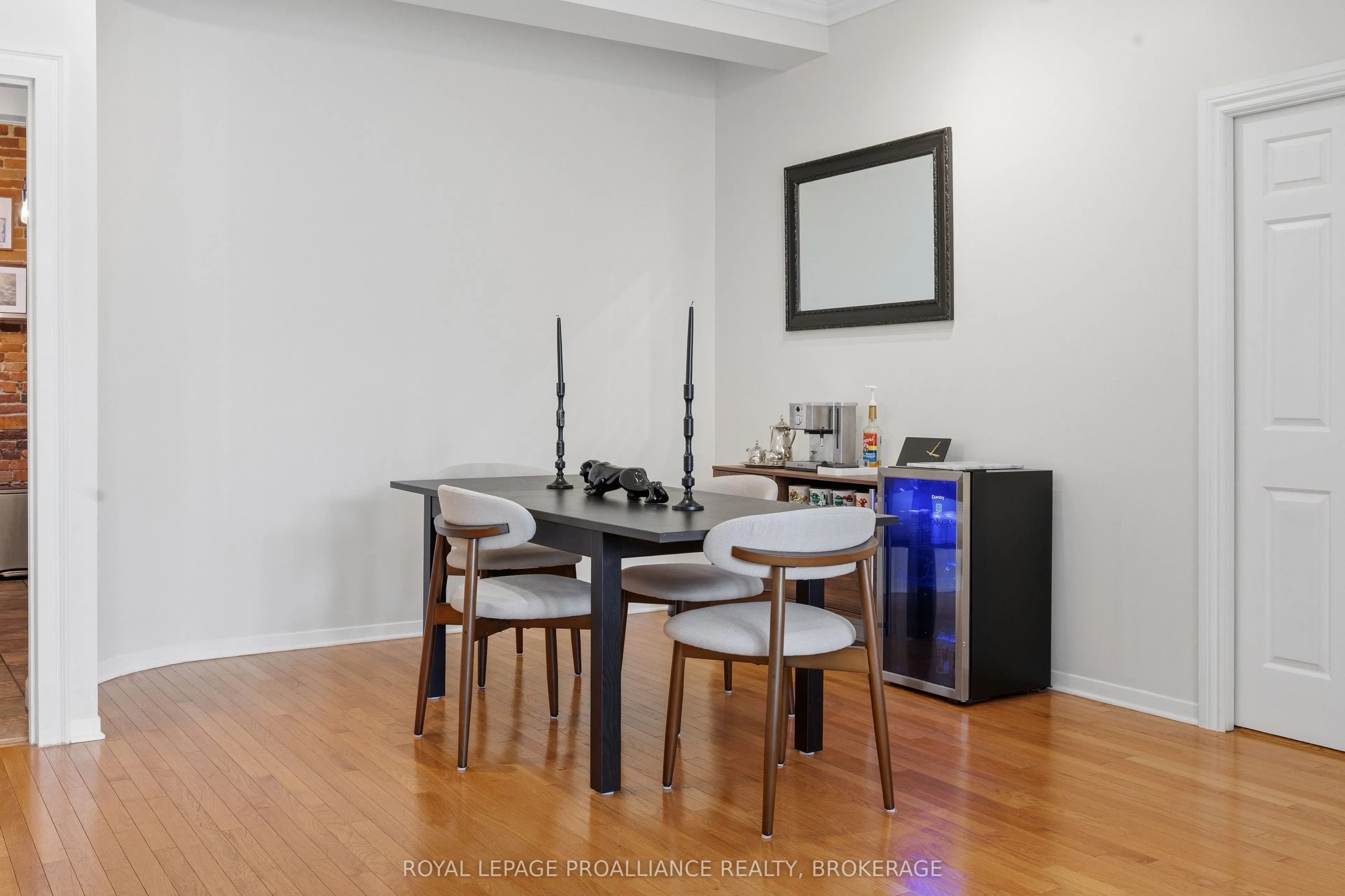 41 William Street #2