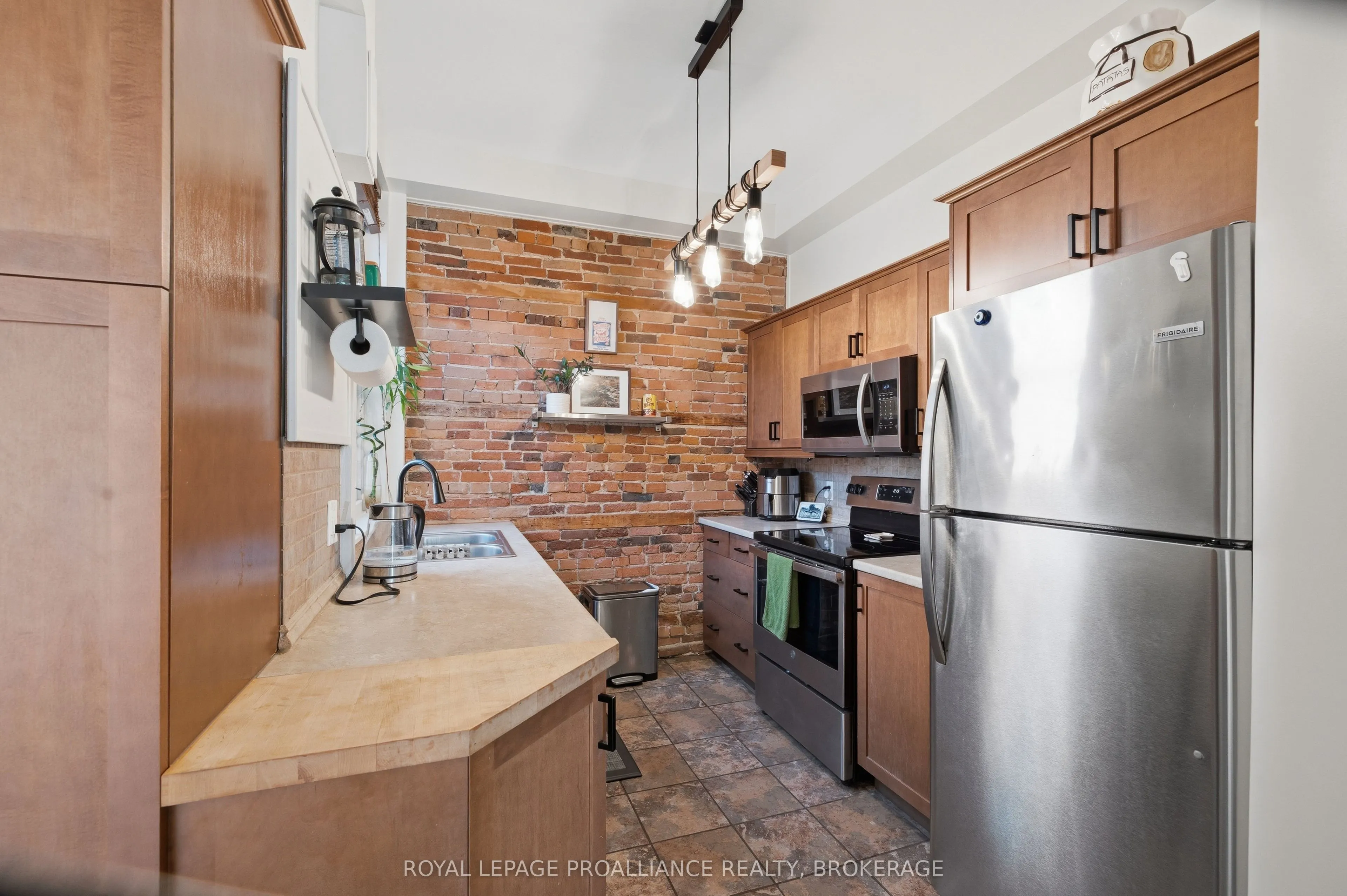 41 William Street #2