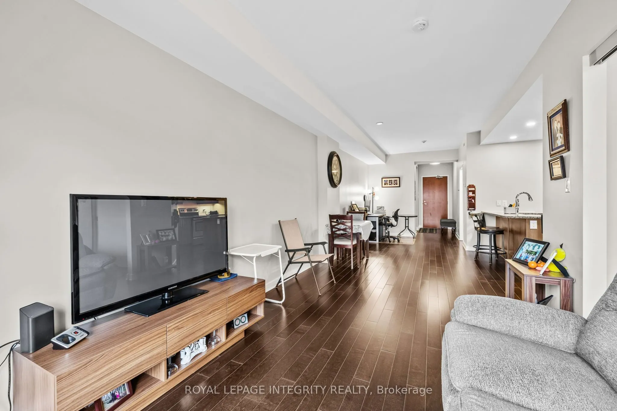 310 Centrum Boulevard #309
