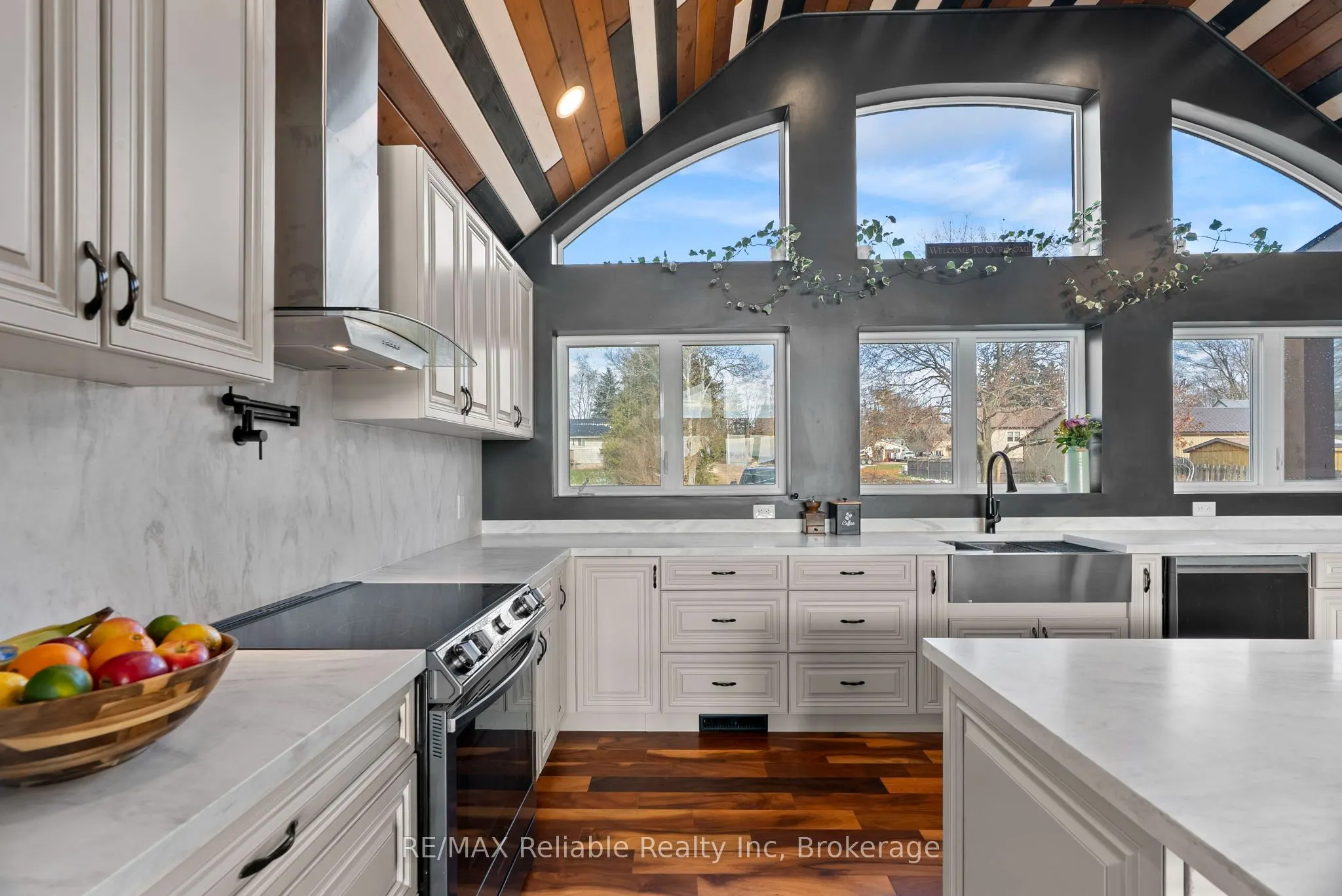 43841 Cranbrook Road