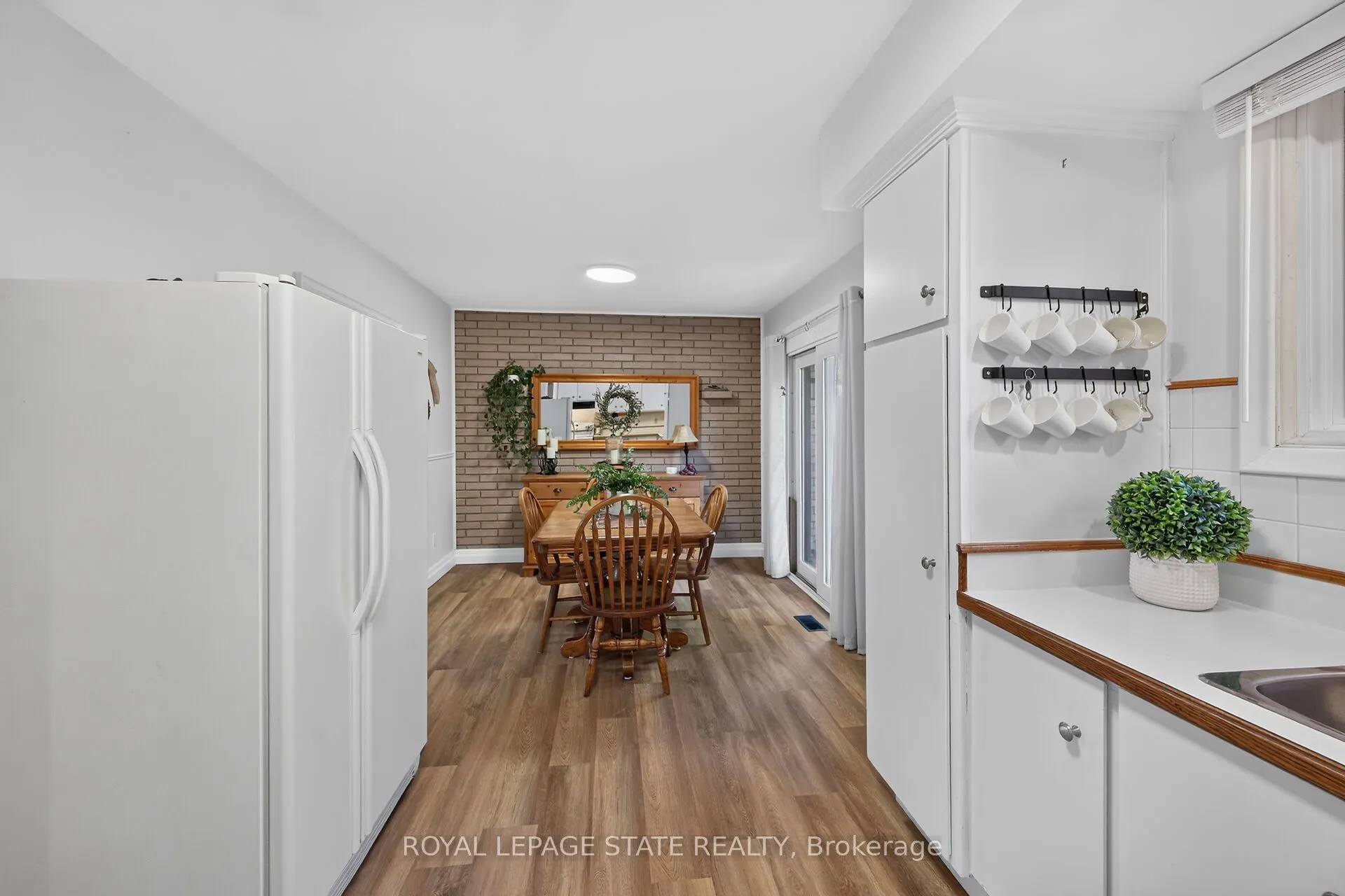 995 Upper Wellington Street