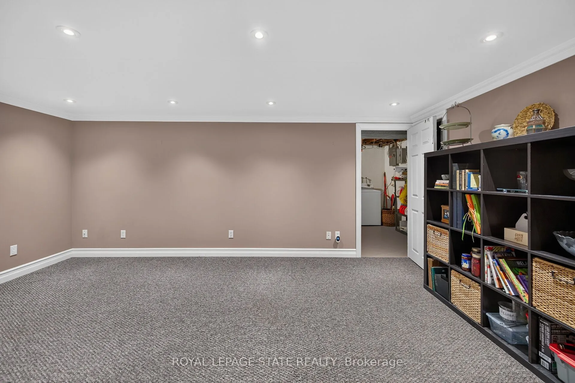 995 Upper Wellington Street