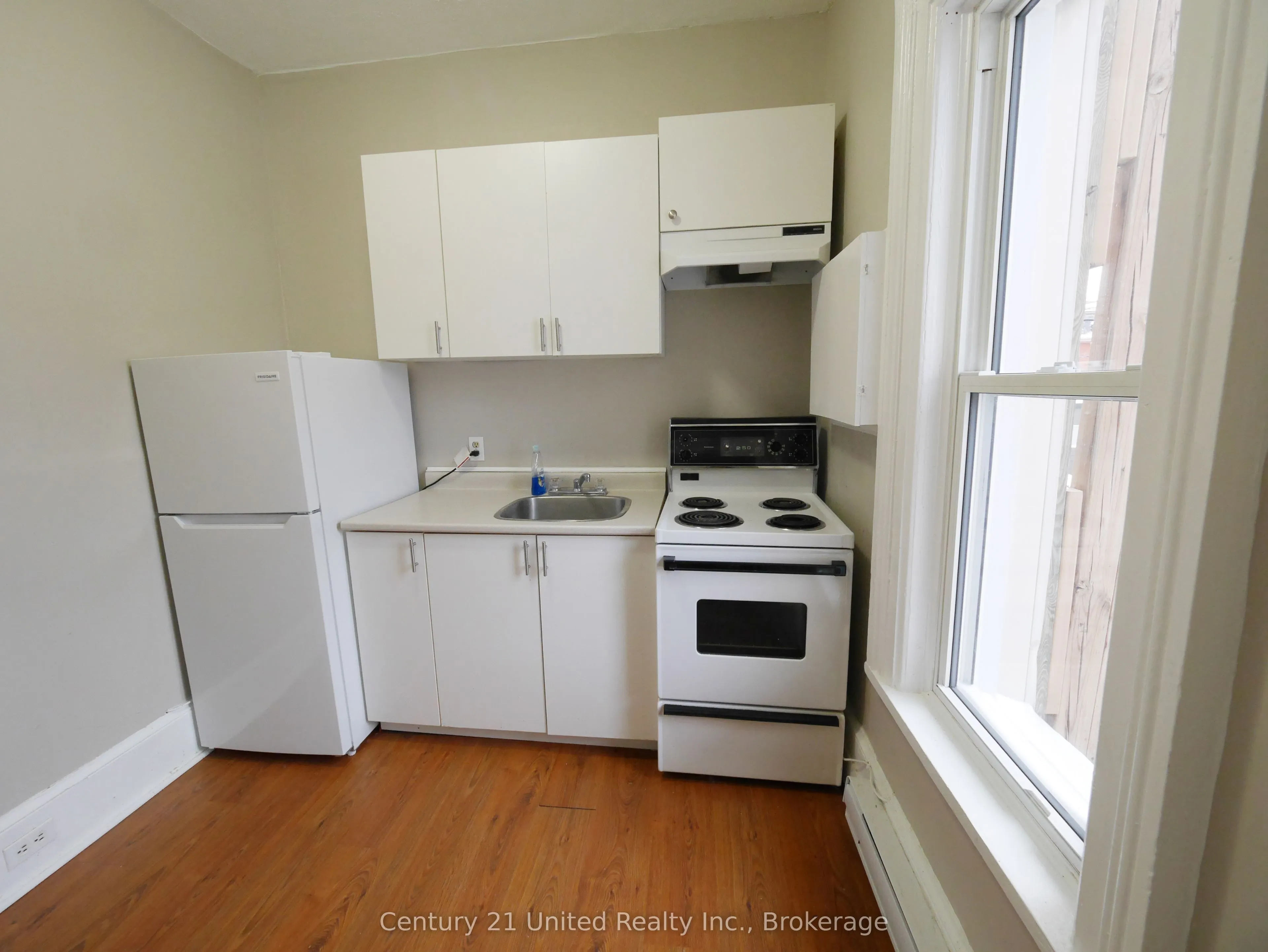 373A Queen Street