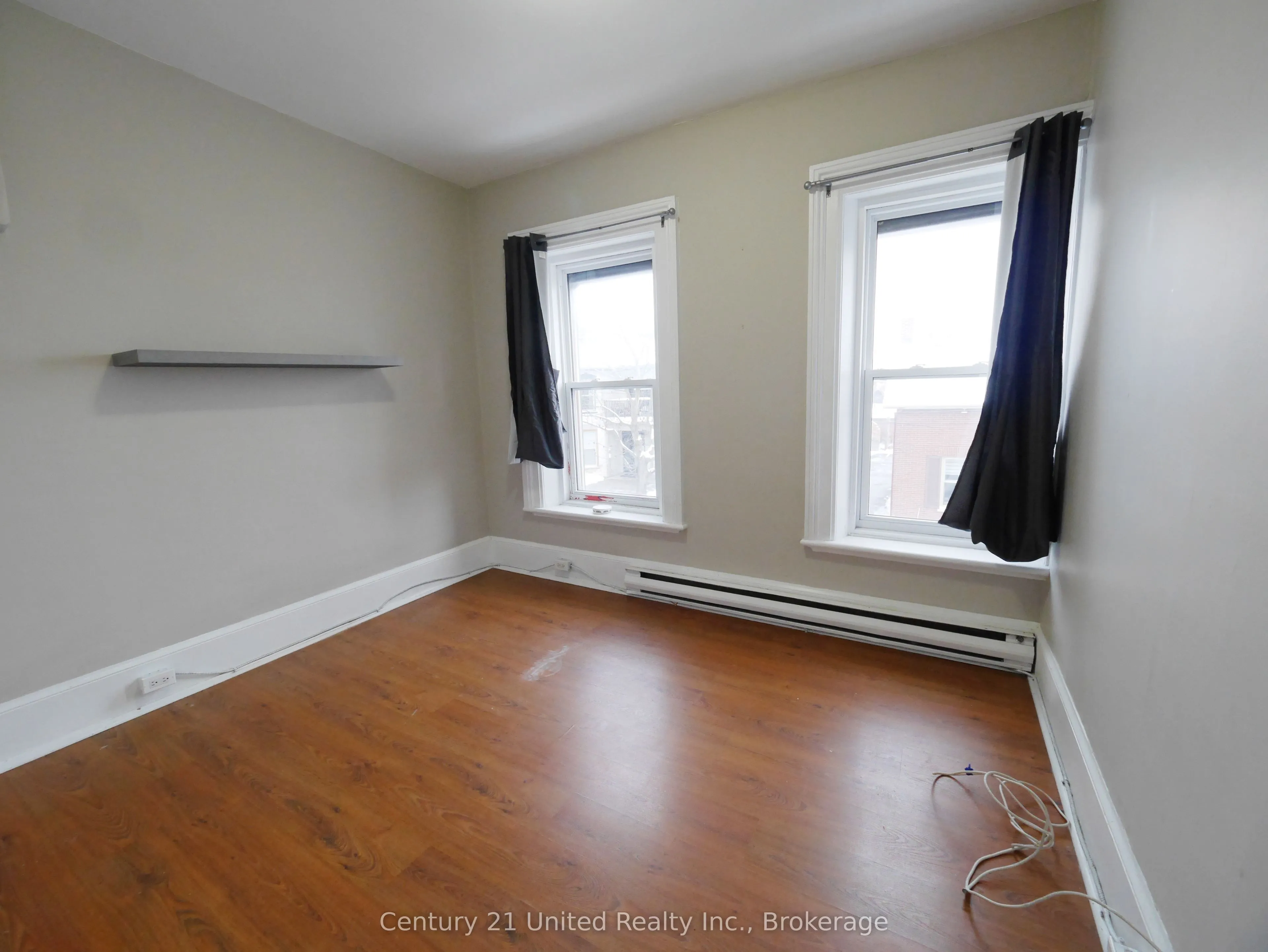 373A Queen Street