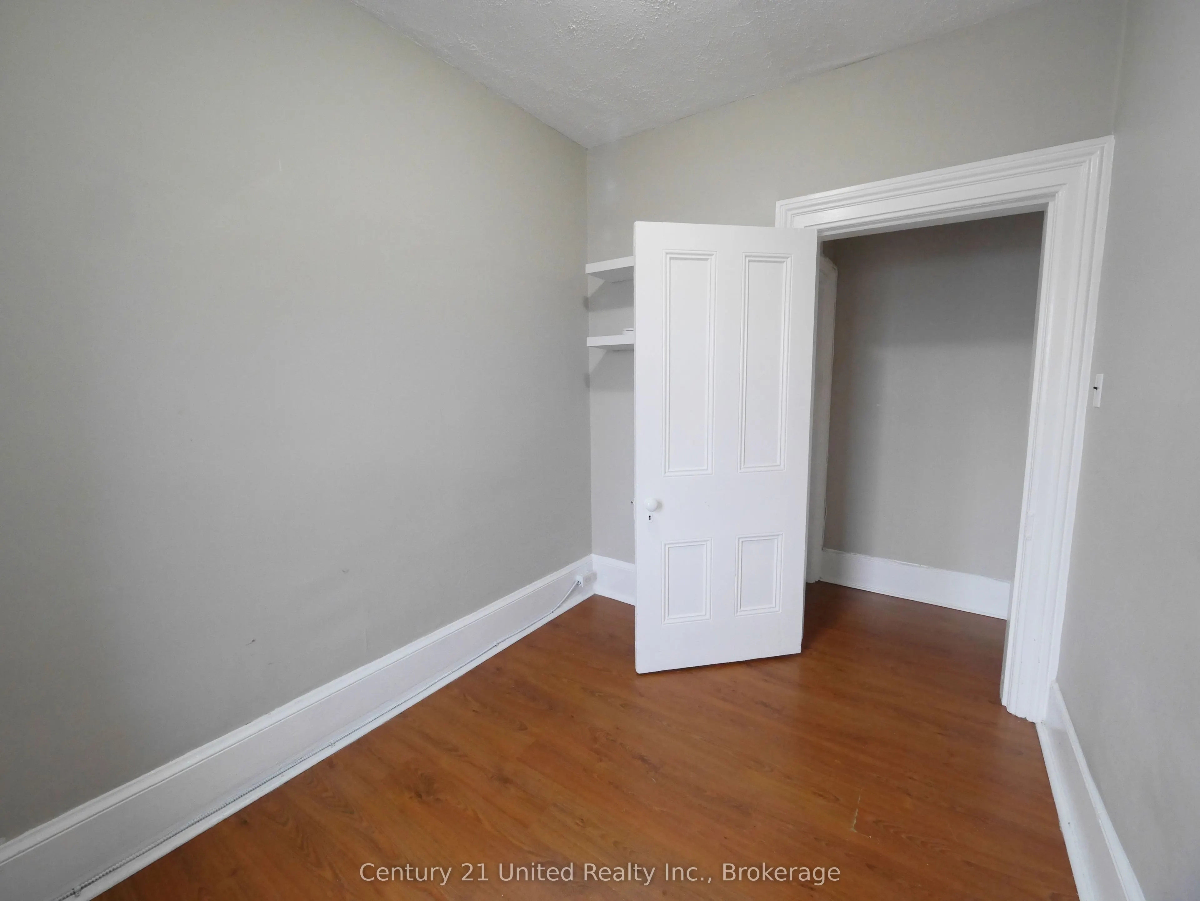 373A Queen Street