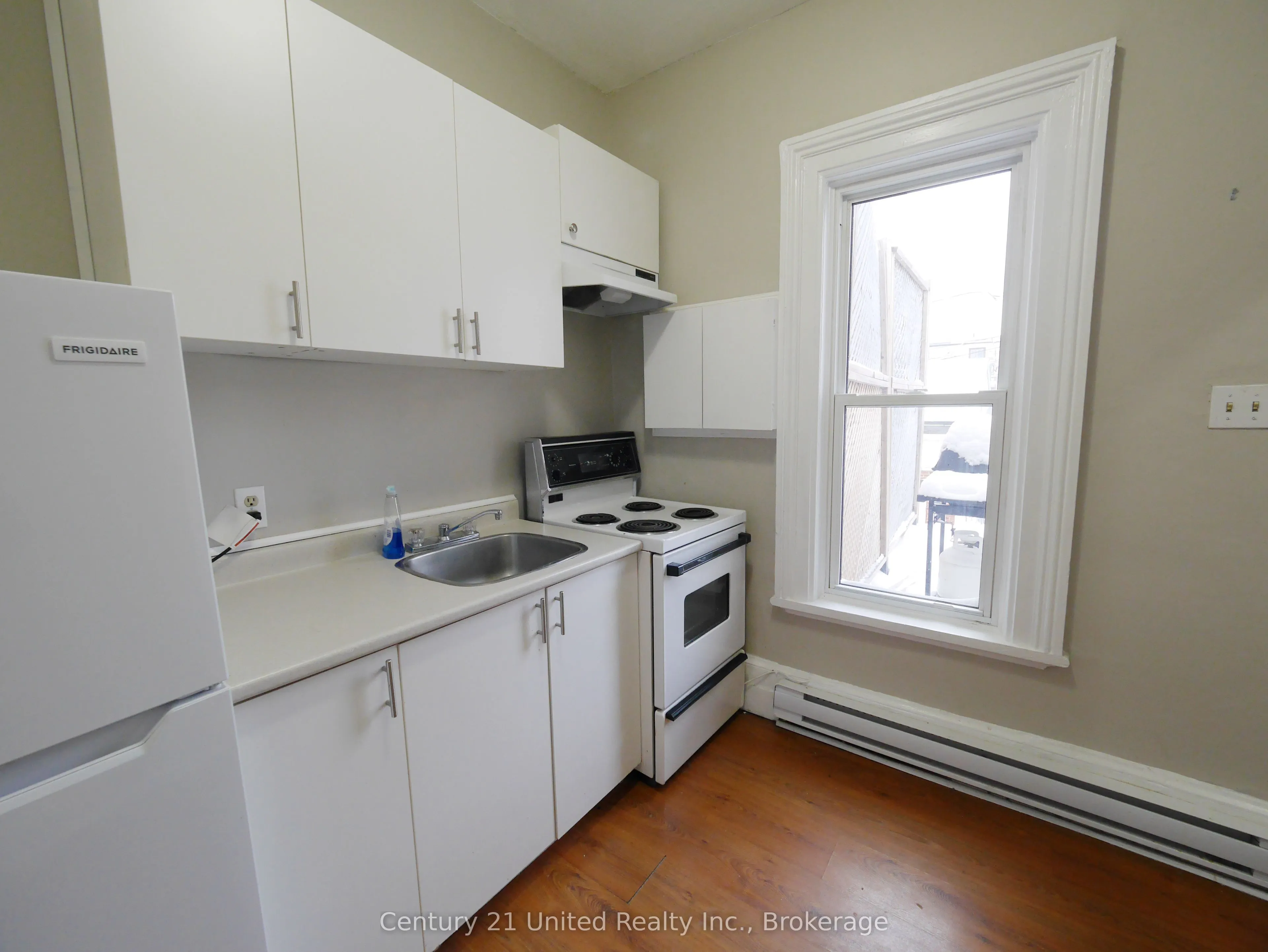 373A Queen Street