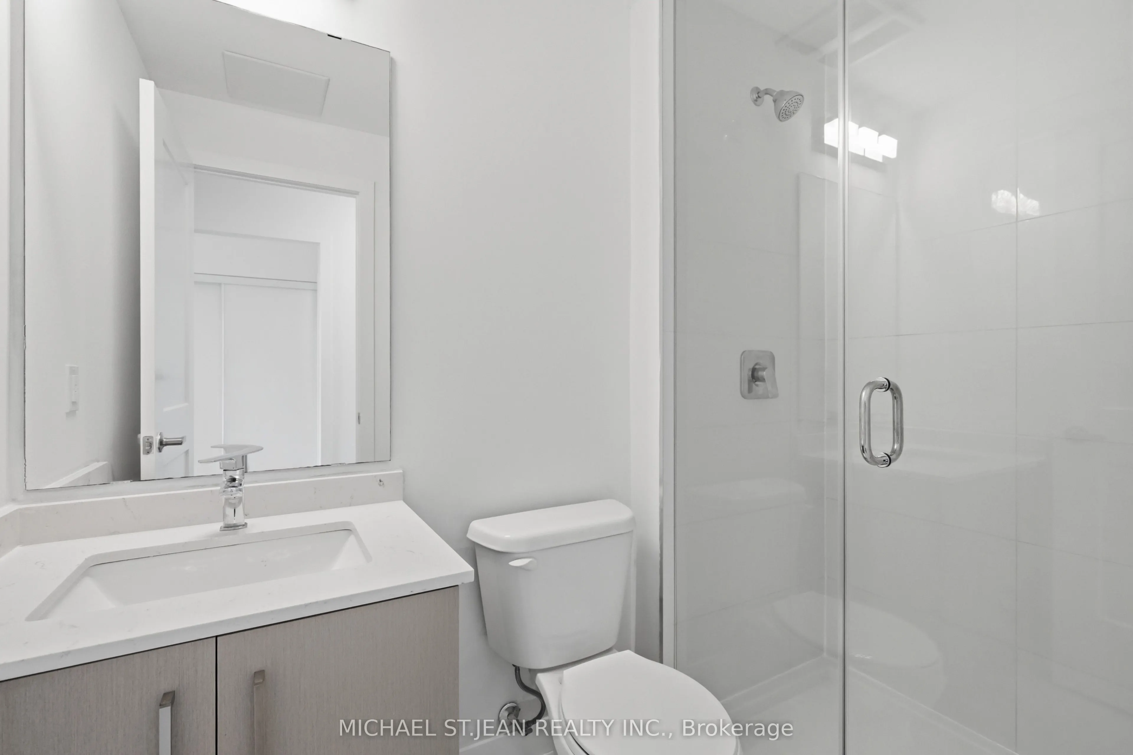 15 Queen Street S #1302