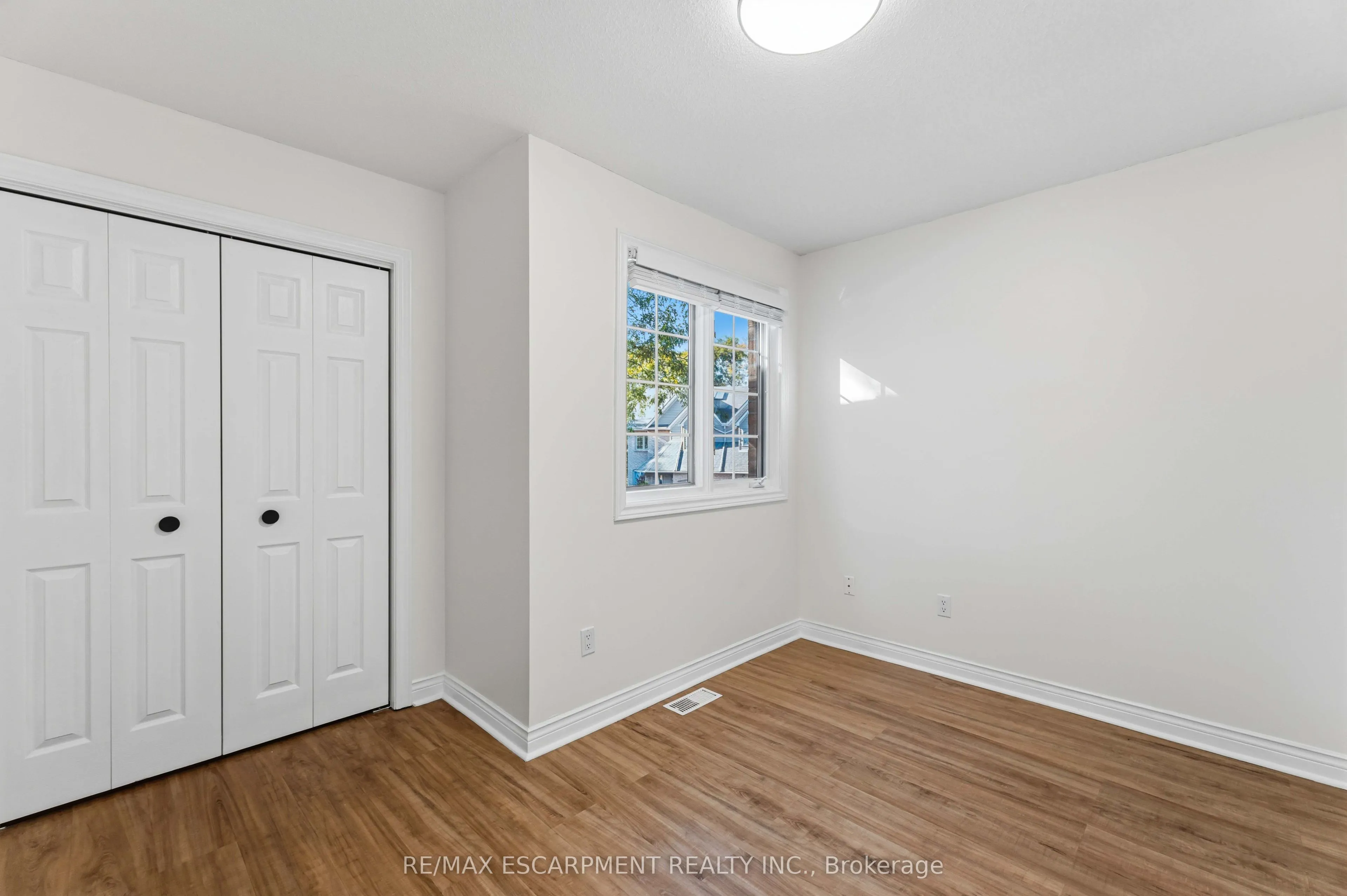 320 Hamilton Drive #10