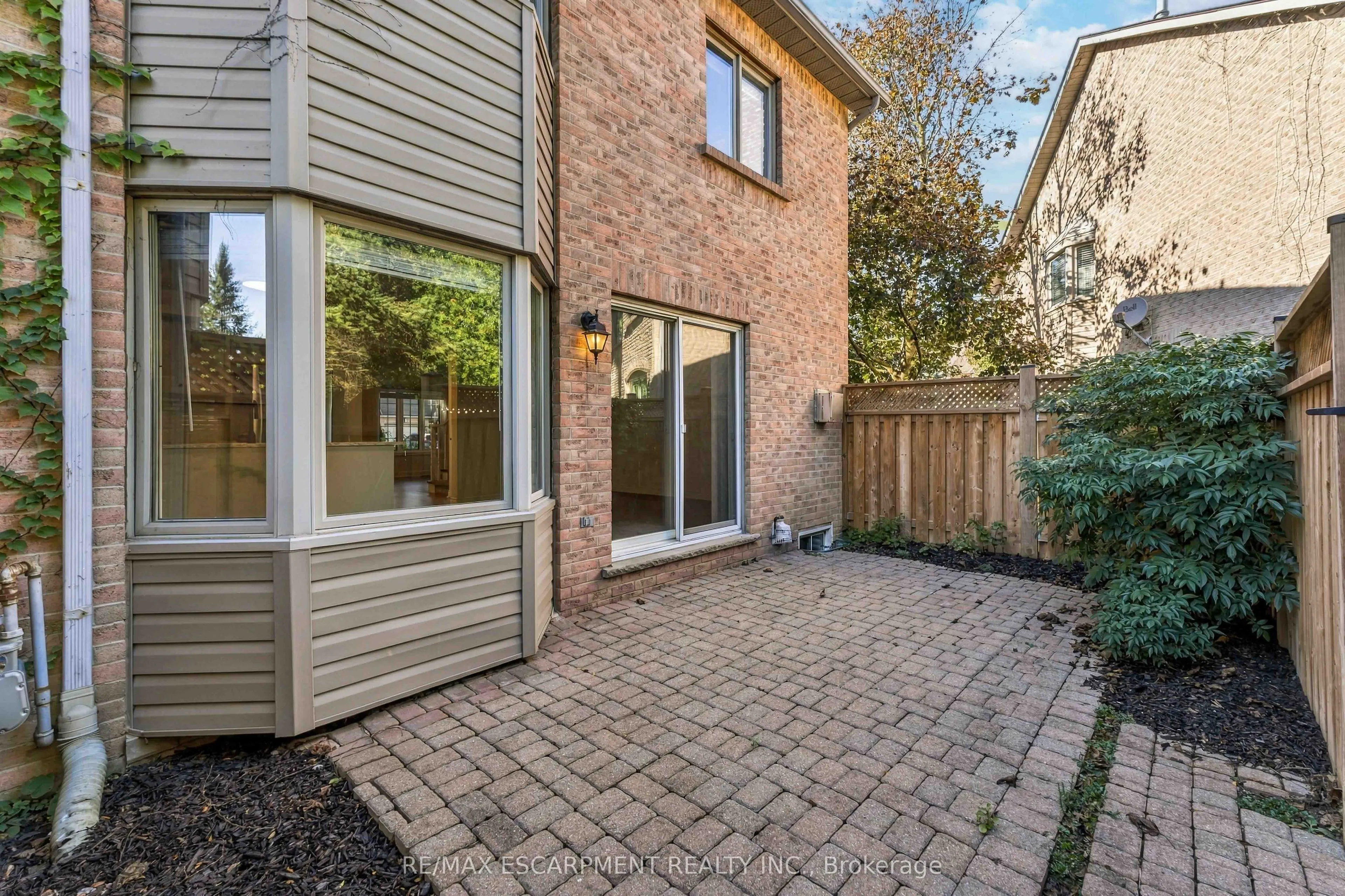 320 Hamilton Drive #10