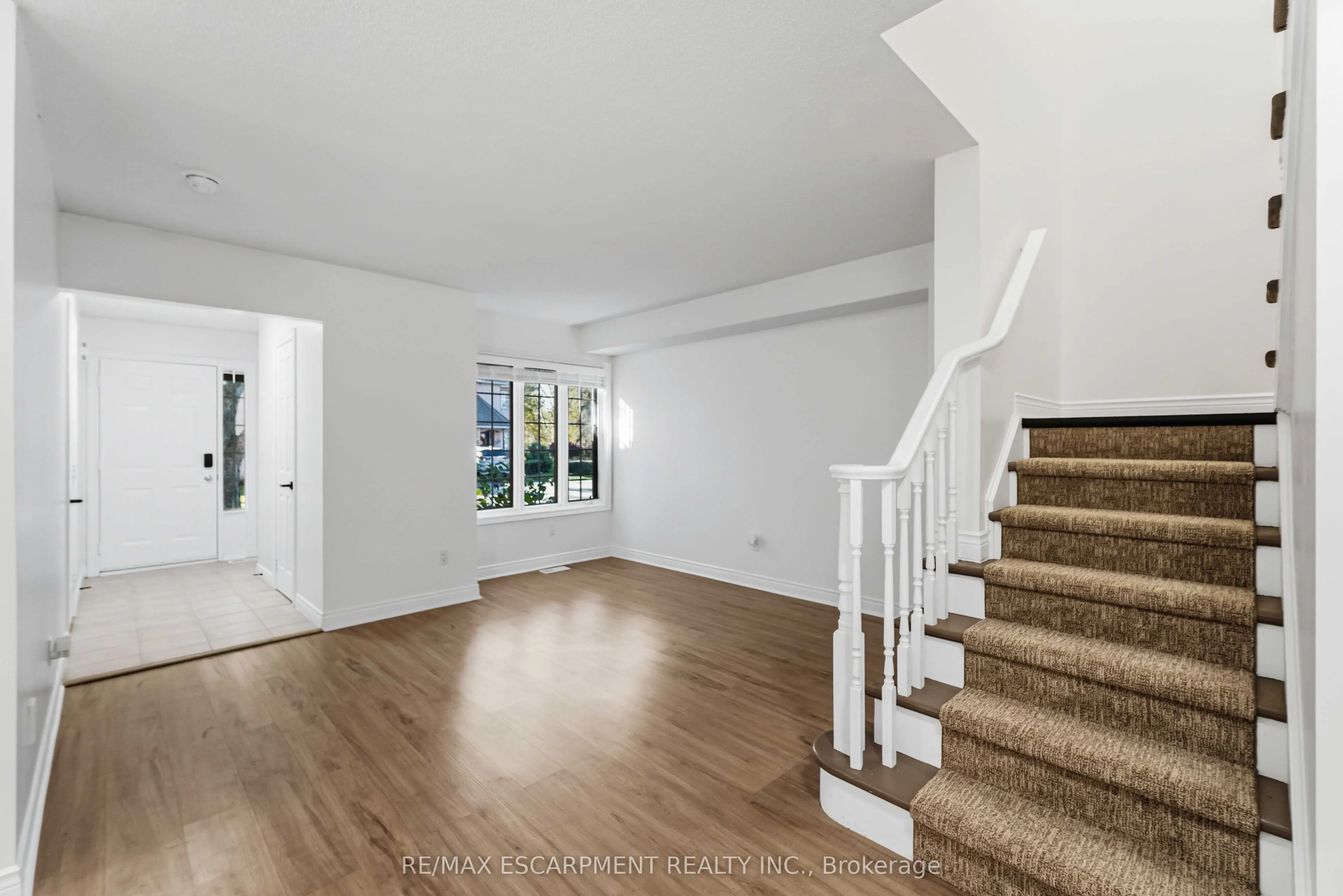 320 Hamilton Drive #10