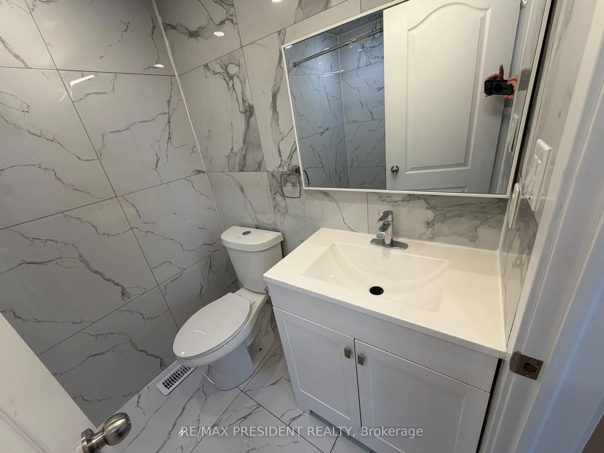 31 Burton Street #2