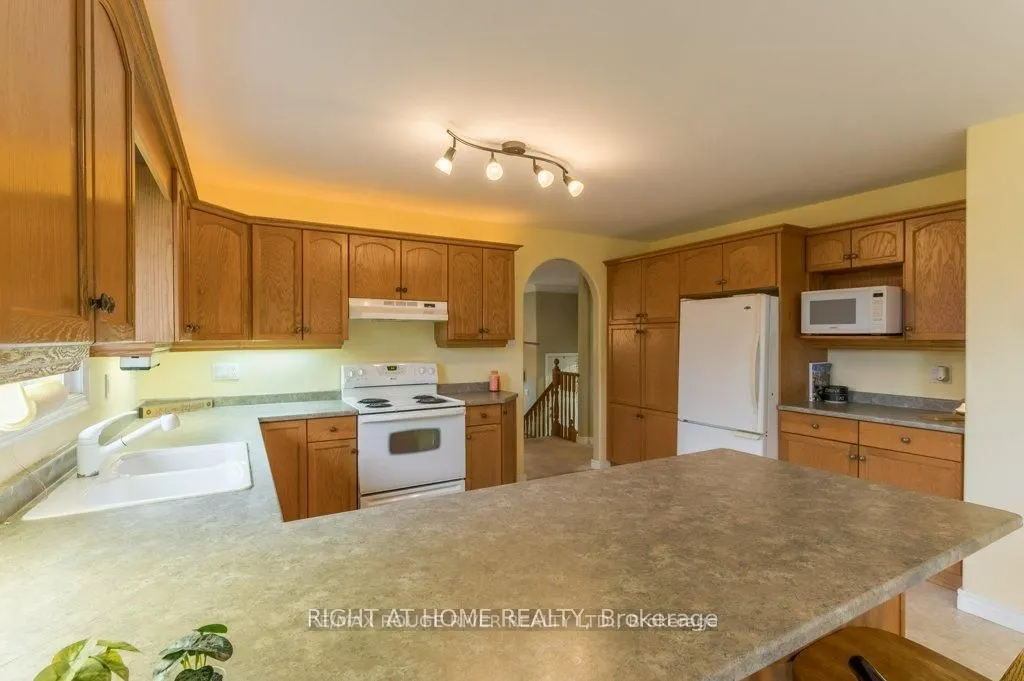315 Woodward Avenue