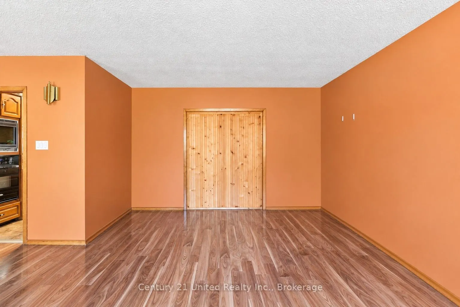 807 Highland Court