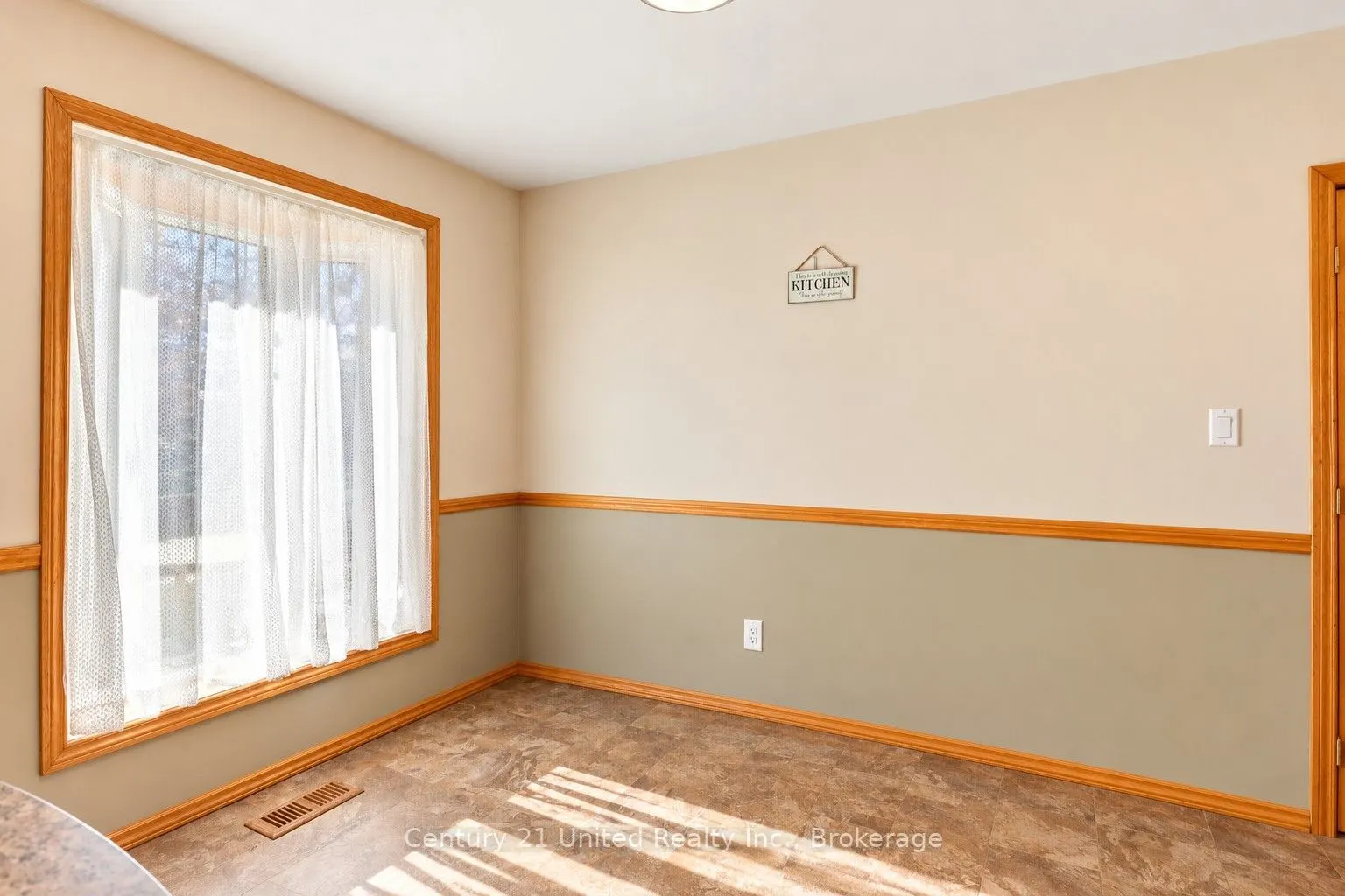 807 Highland Court