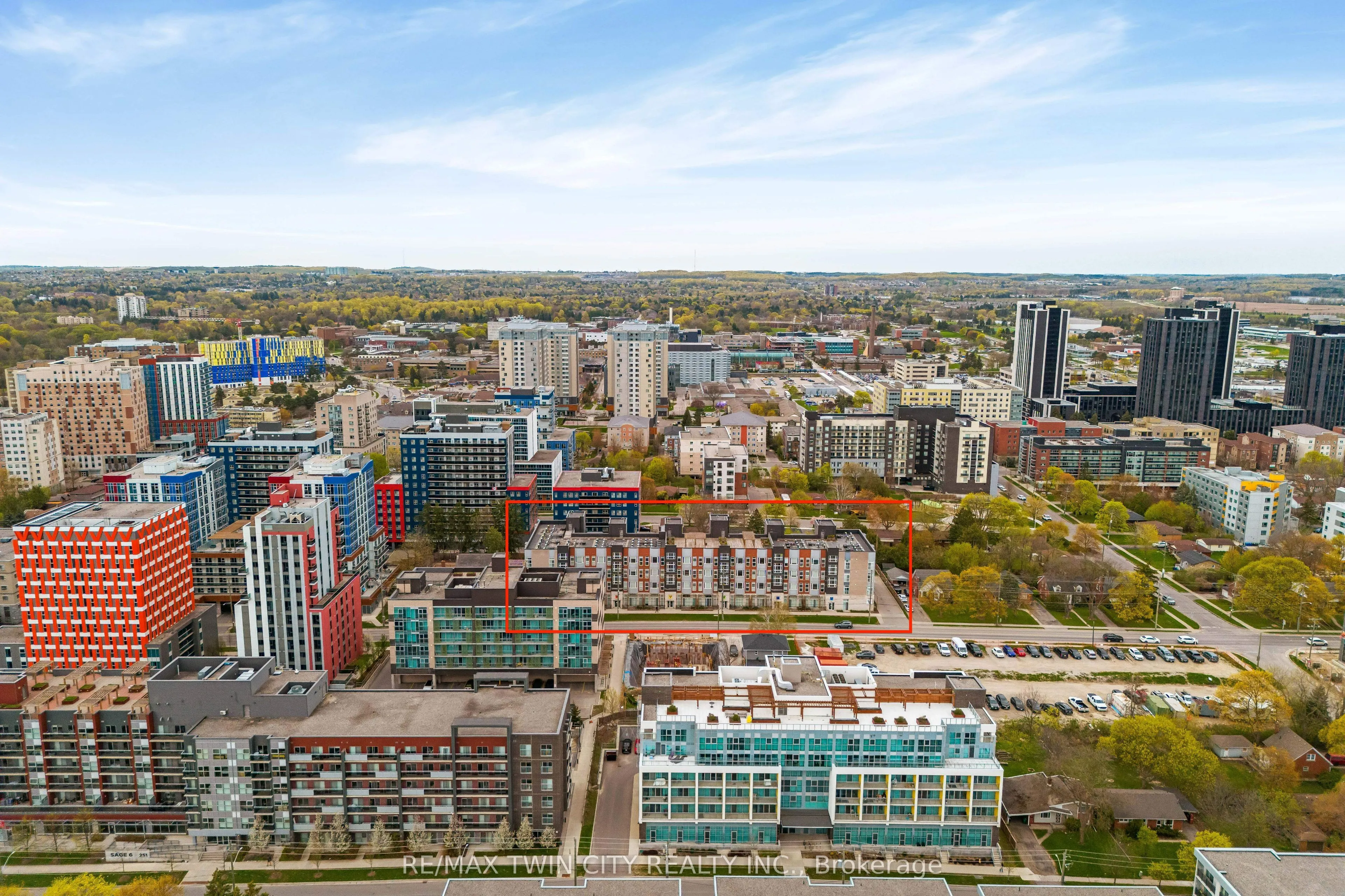 253 Albert Street #103