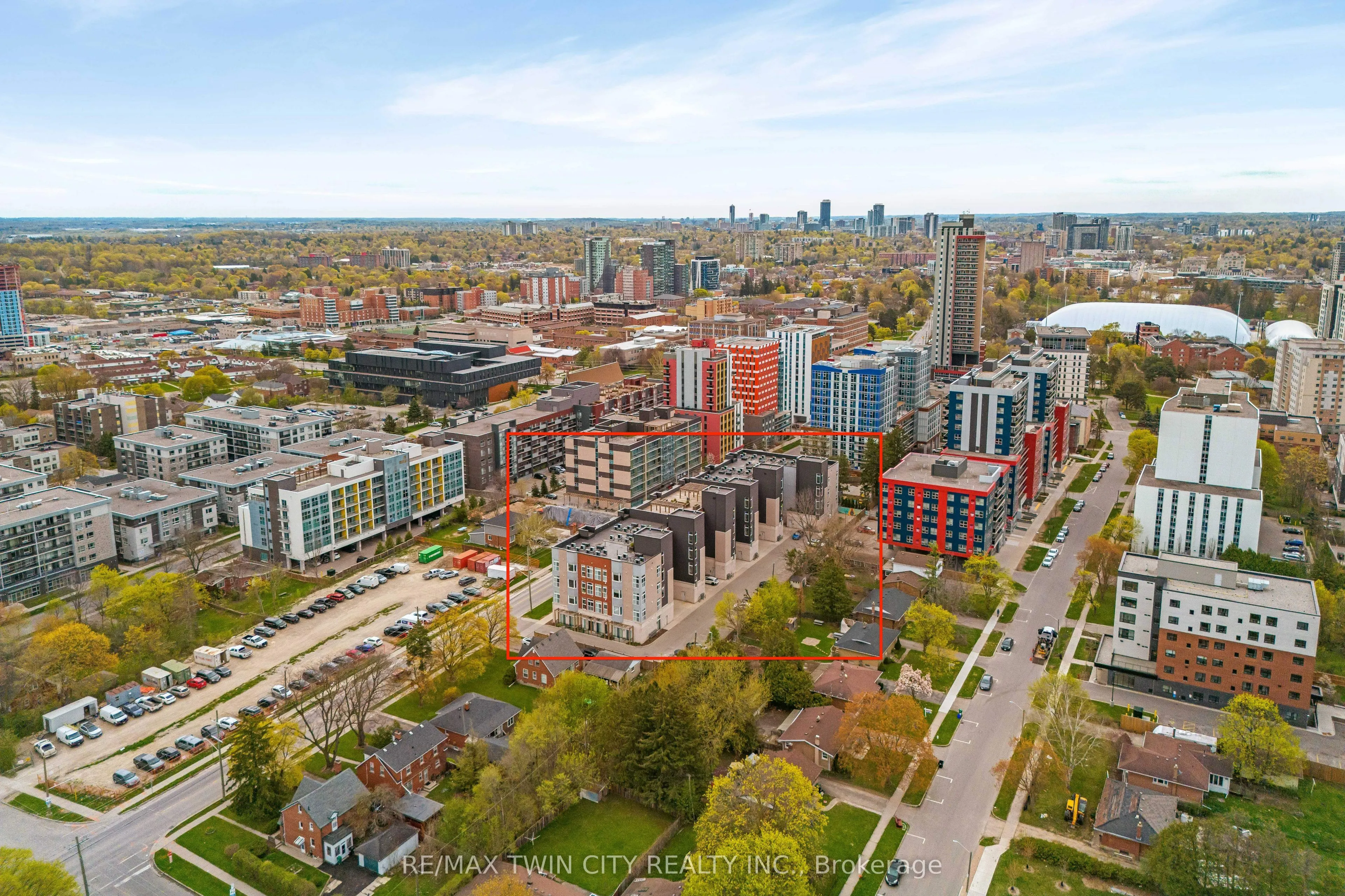 253 Albert Street #103