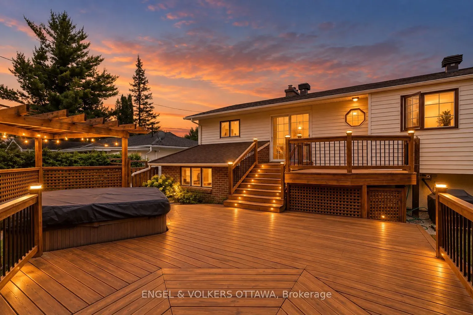 5293 Mclean Crescent